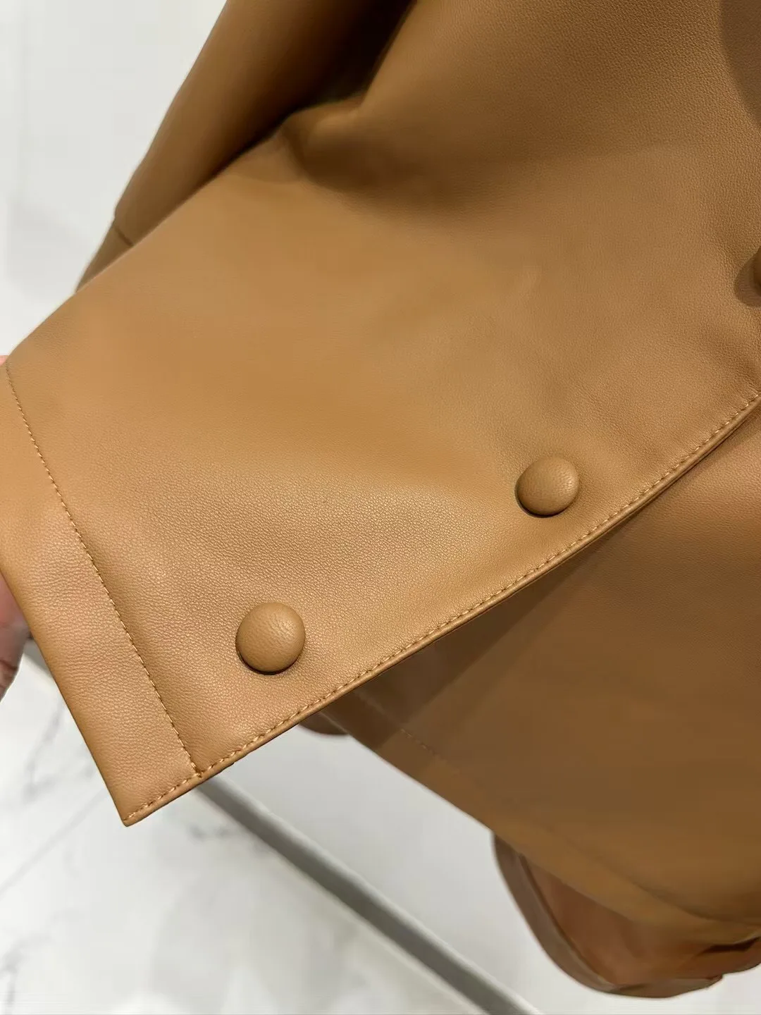 Кожаные Куртки И Дублёнки Женские Loewe 12717839