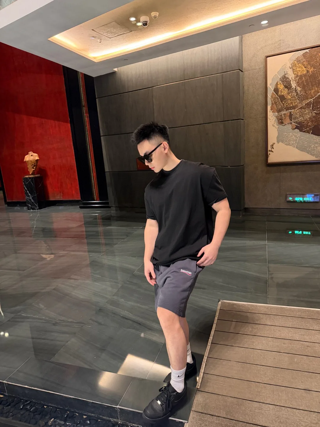 Шорты Мужские Balenciaga 13187689