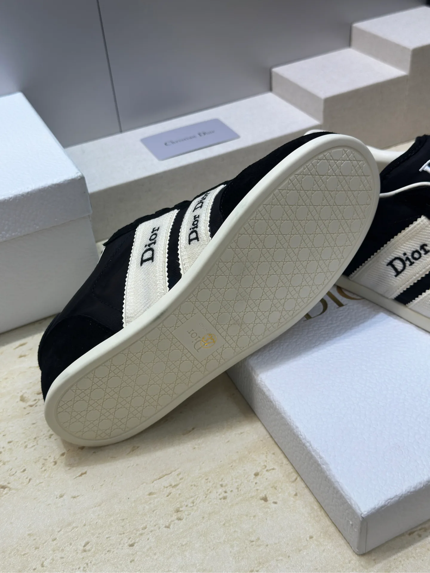 Кроссовки Женские Christian Dior 17612353