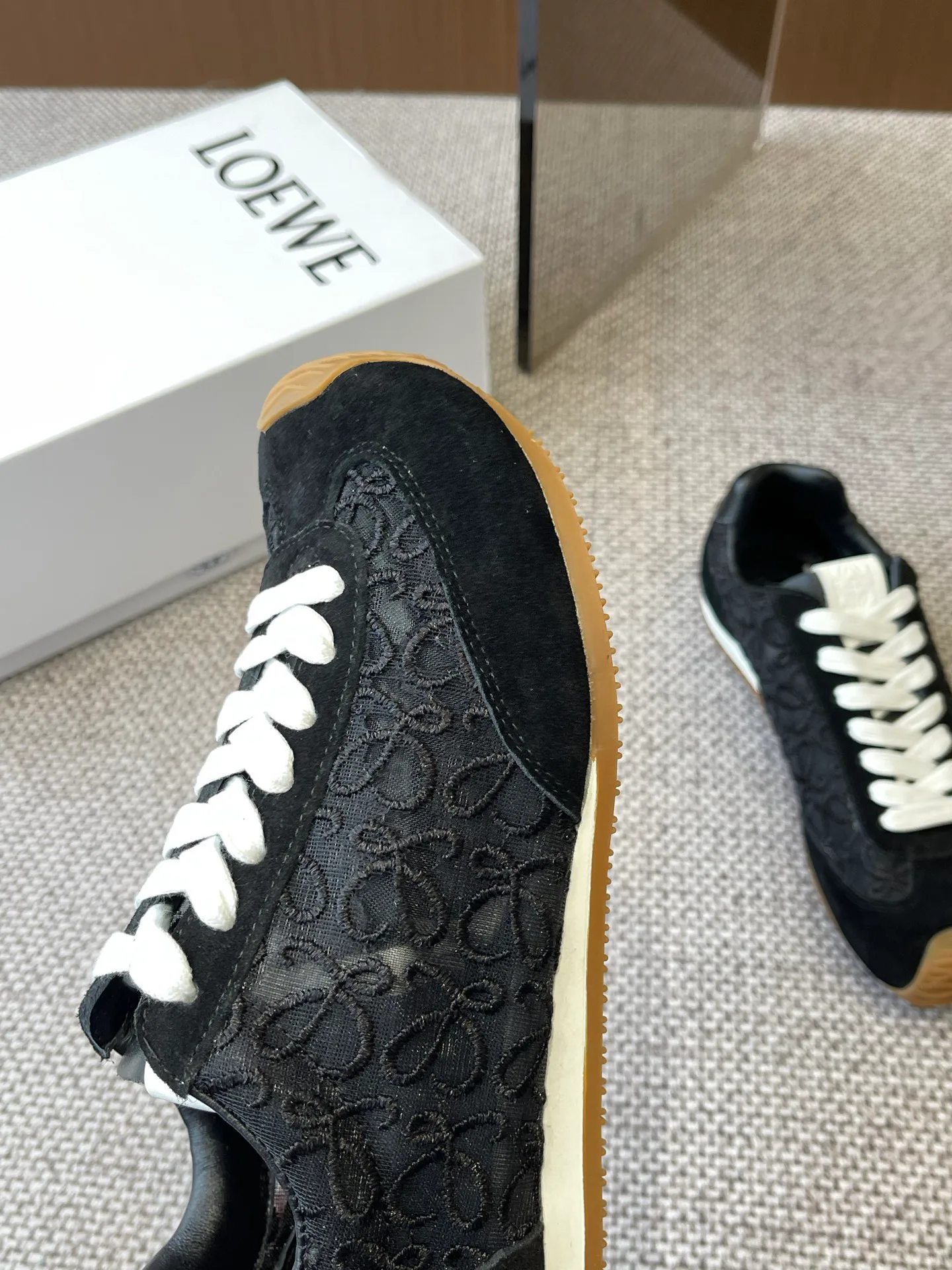 Кроссовки Женские Loewe 31219