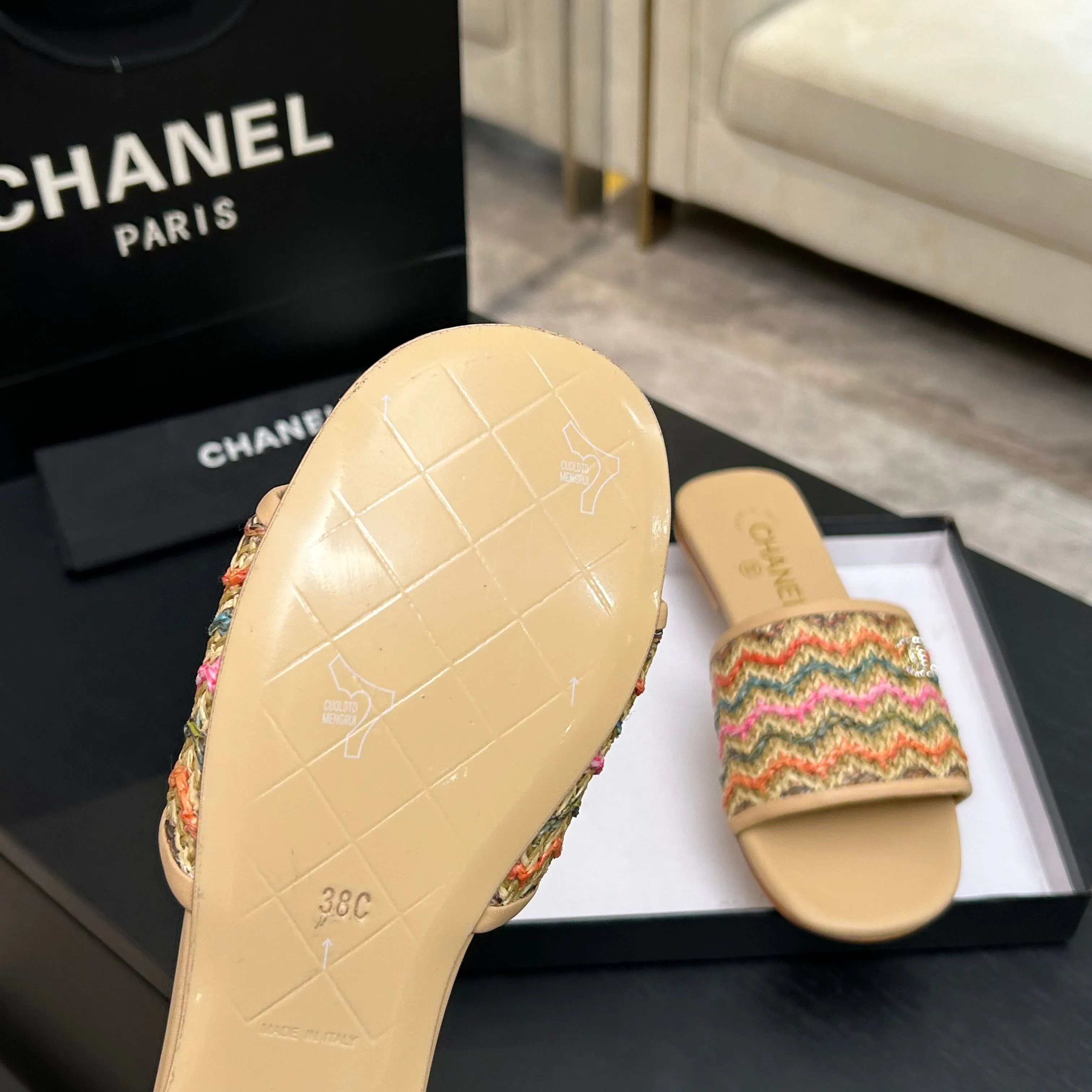 Шлепанцы Женские Chanel 10611365