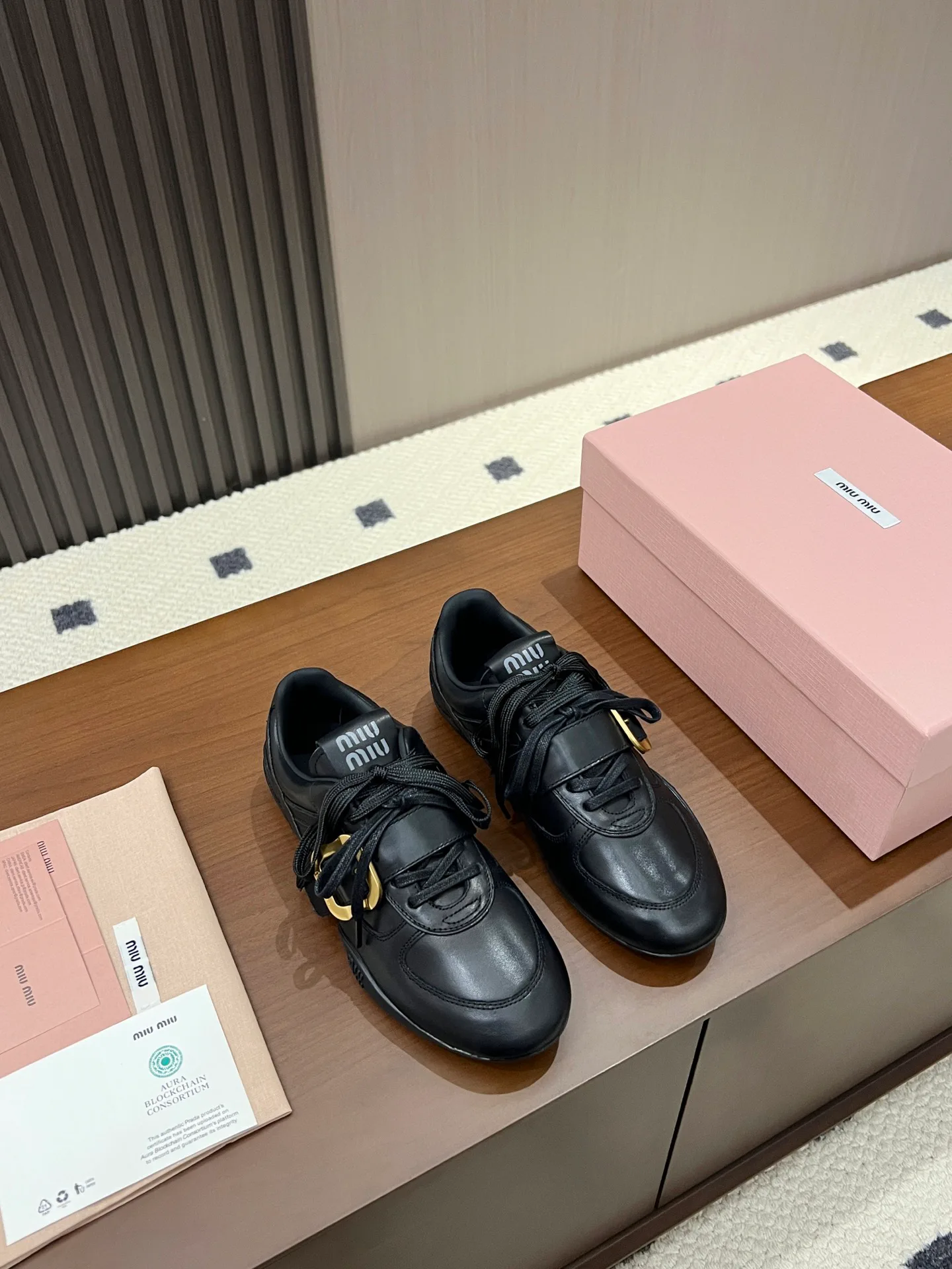 Кроссовки Женские Miu Miu 17968595