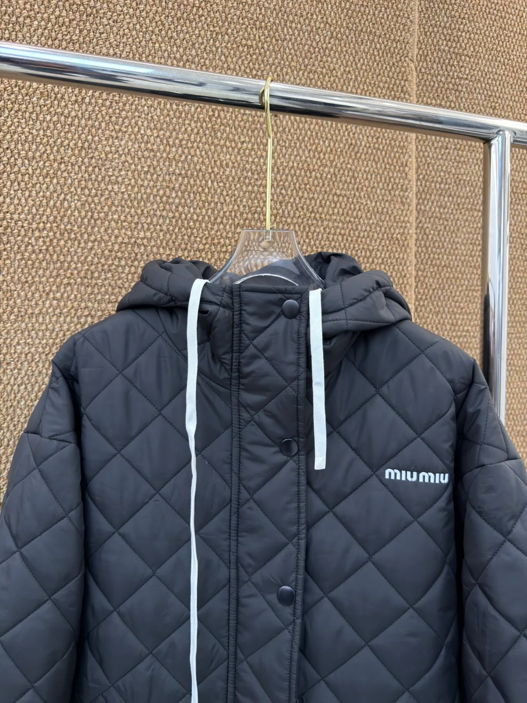 Куртки И Пуховики Женские Miu Miu 18816450