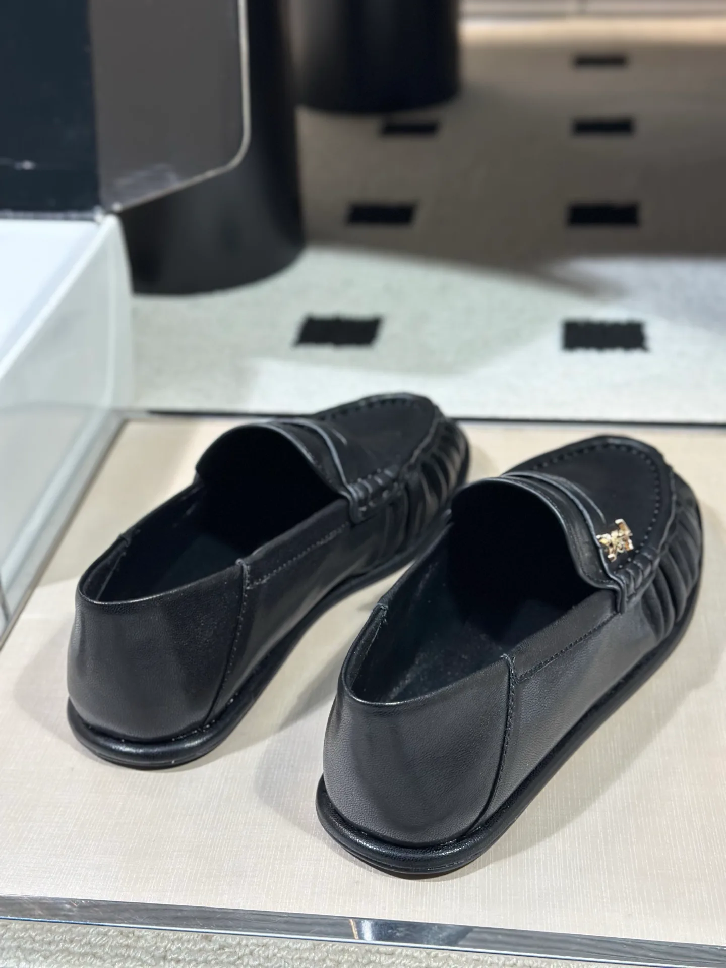 Лоферы И Мокасины Женские Saint Laurent 18041758