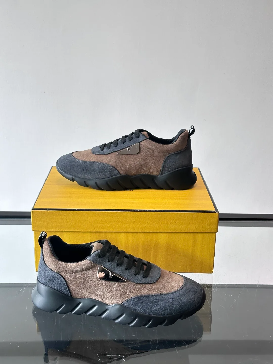 Кроссовки Мужские Fendi 5238200