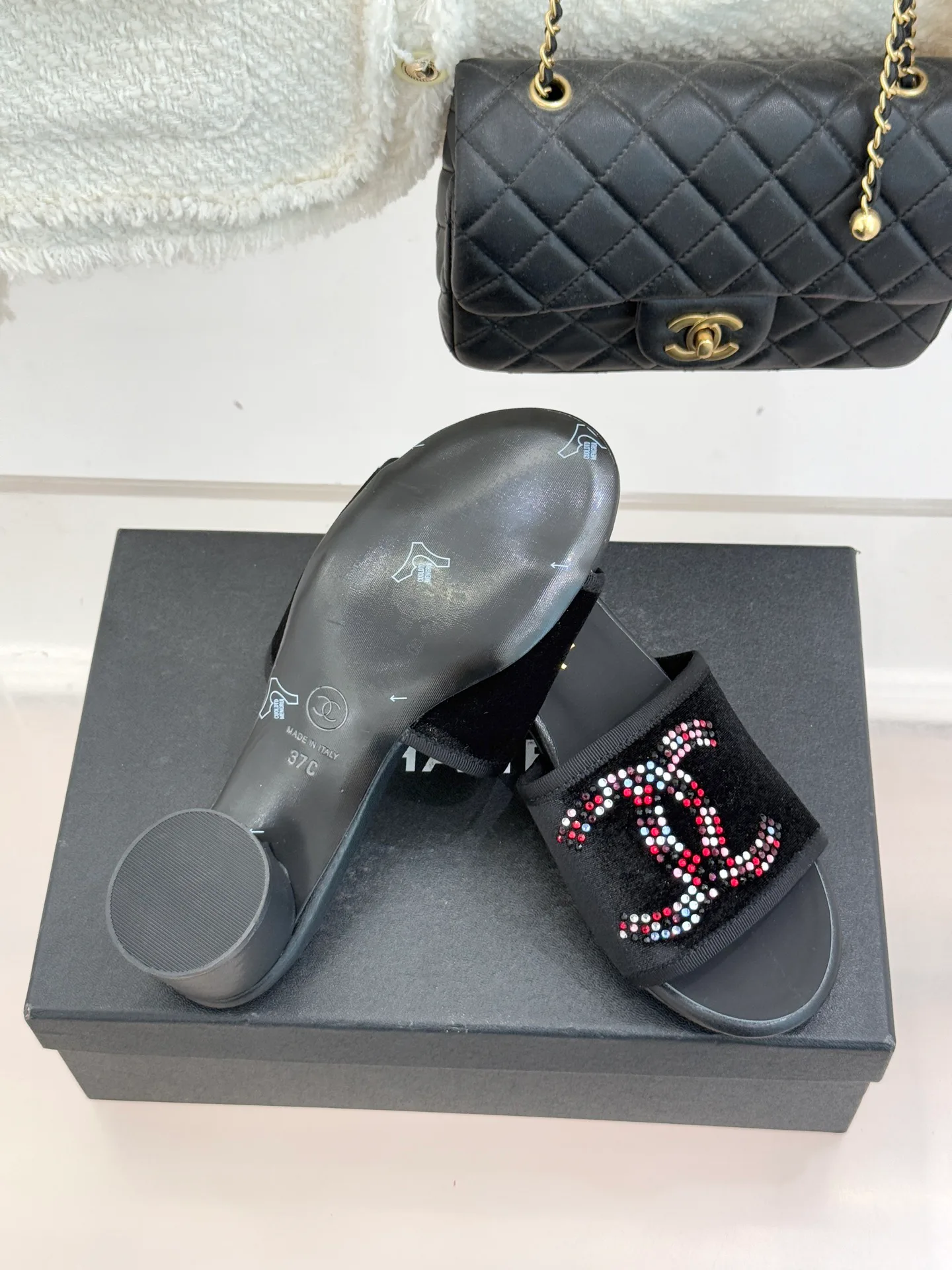 Сандалии Женские Chanel 11167379