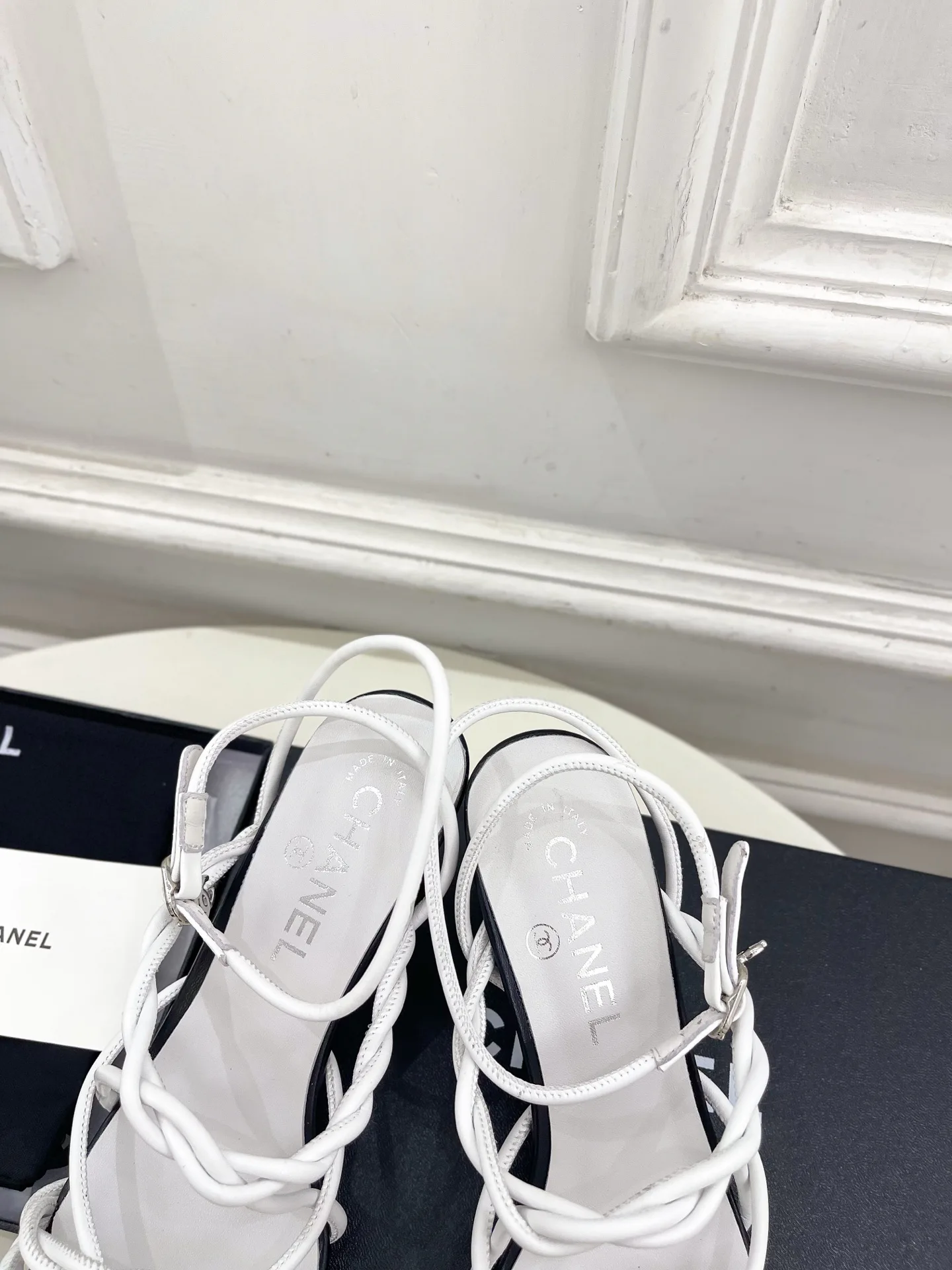 Босоножки Женские Chanel 11840528