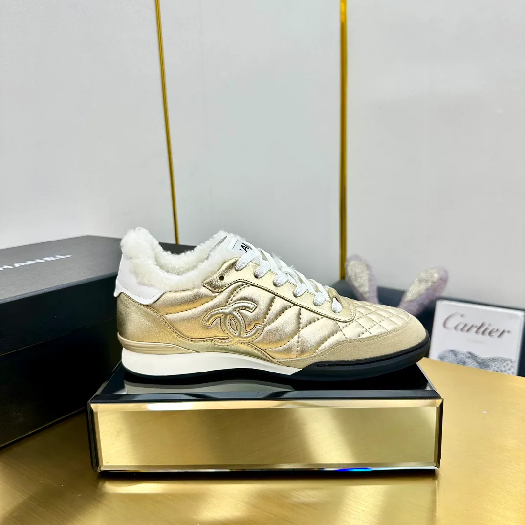 Кроссовки Женские Chanel 17949094