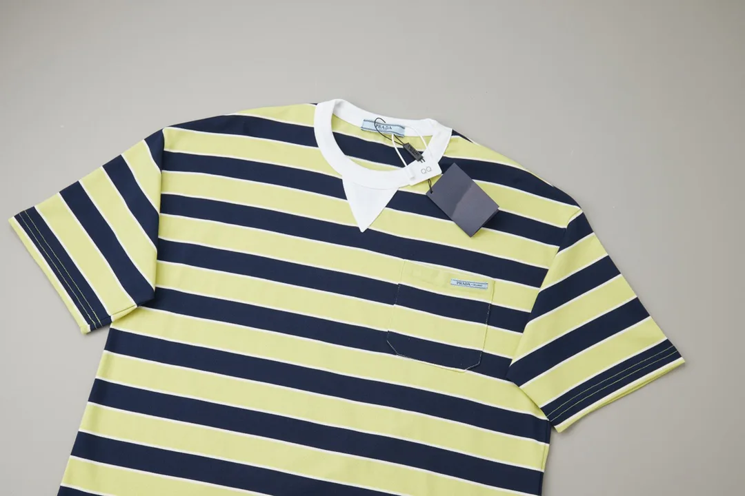 Футболки Женские Prada 11109339