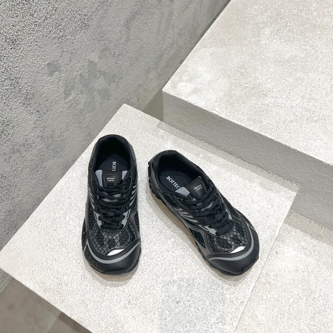 Кроссовки Женские Bottega Veneta 11565954
