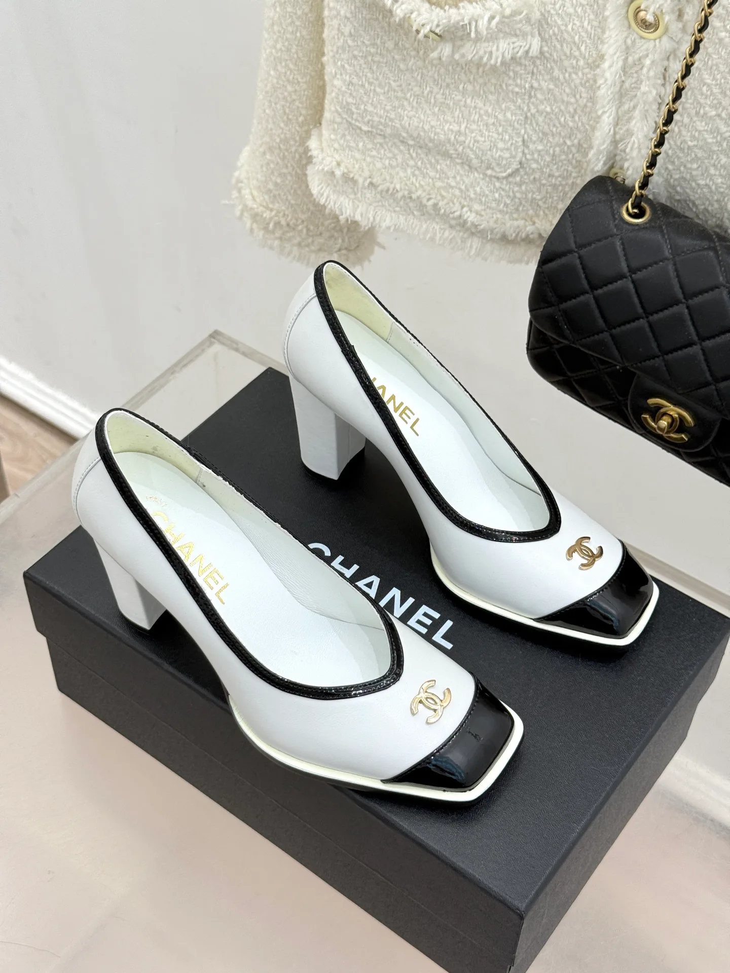 Туфли Женские Chanel 19780089