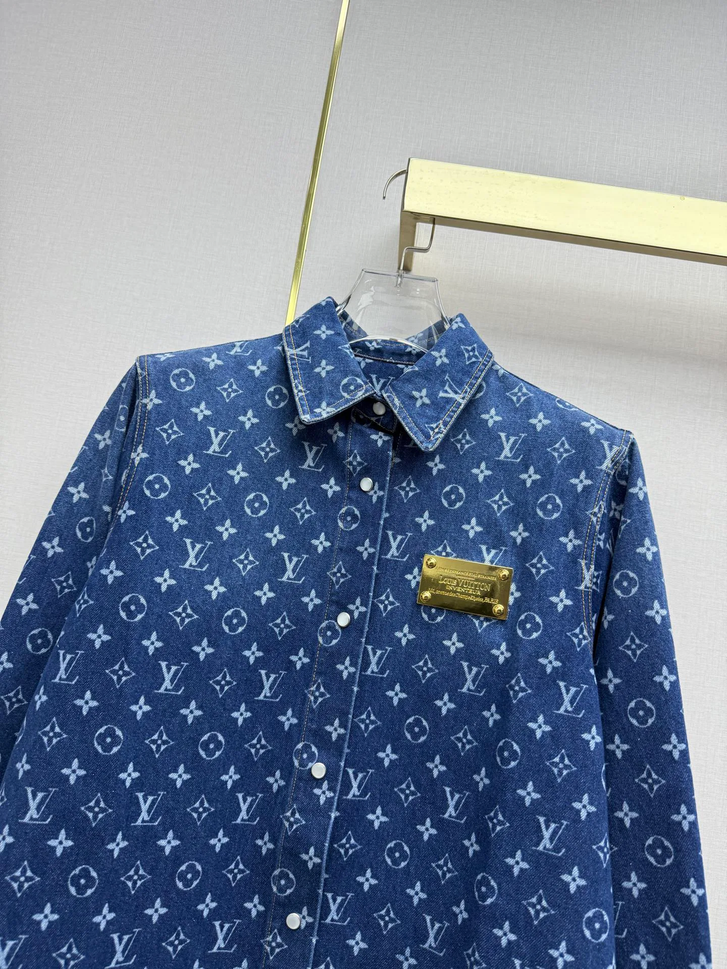 Рубашки Женские Louis Vuitton 9600620