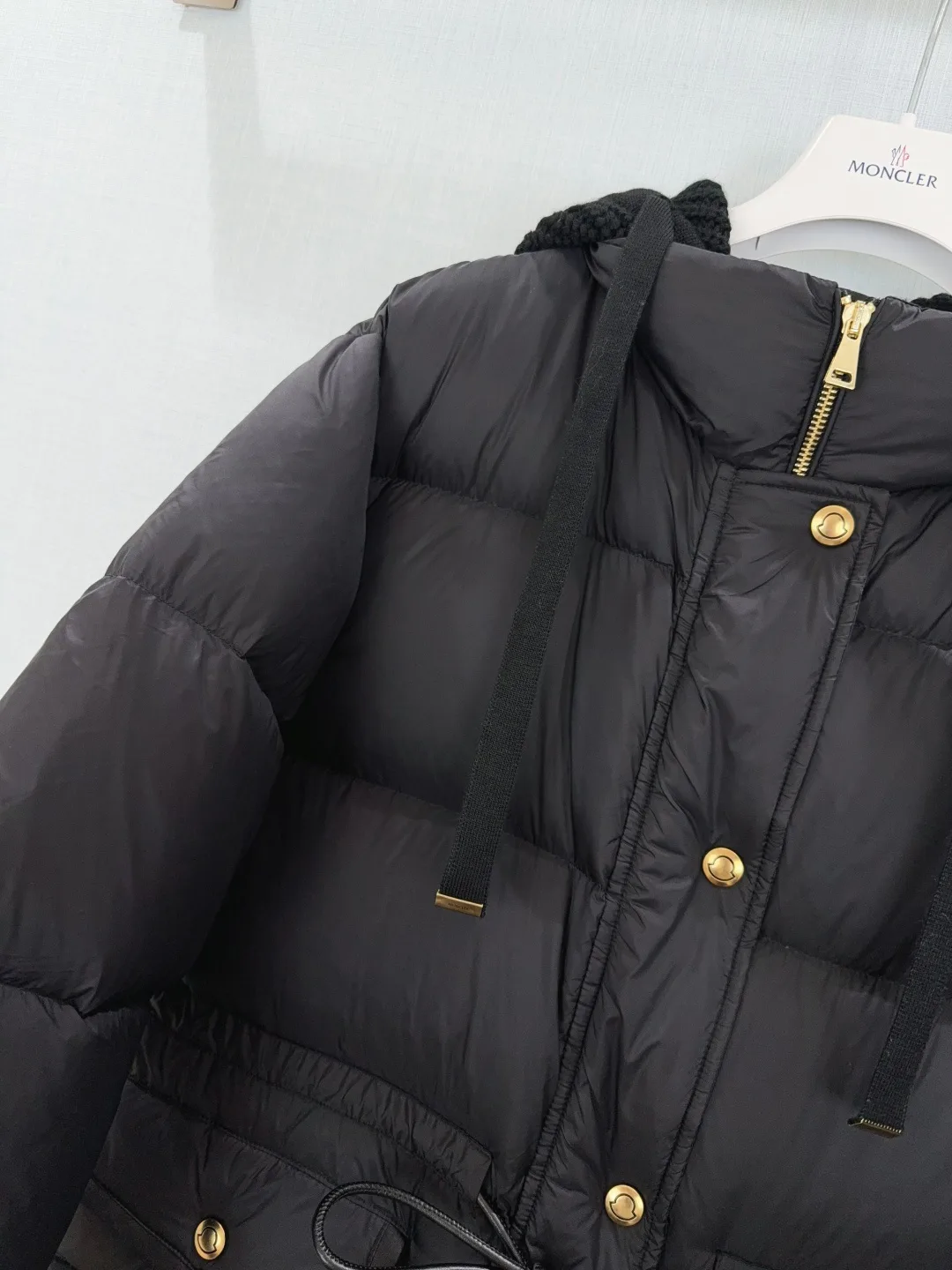 Куртки И Пуховики Женские Moncler 18898481