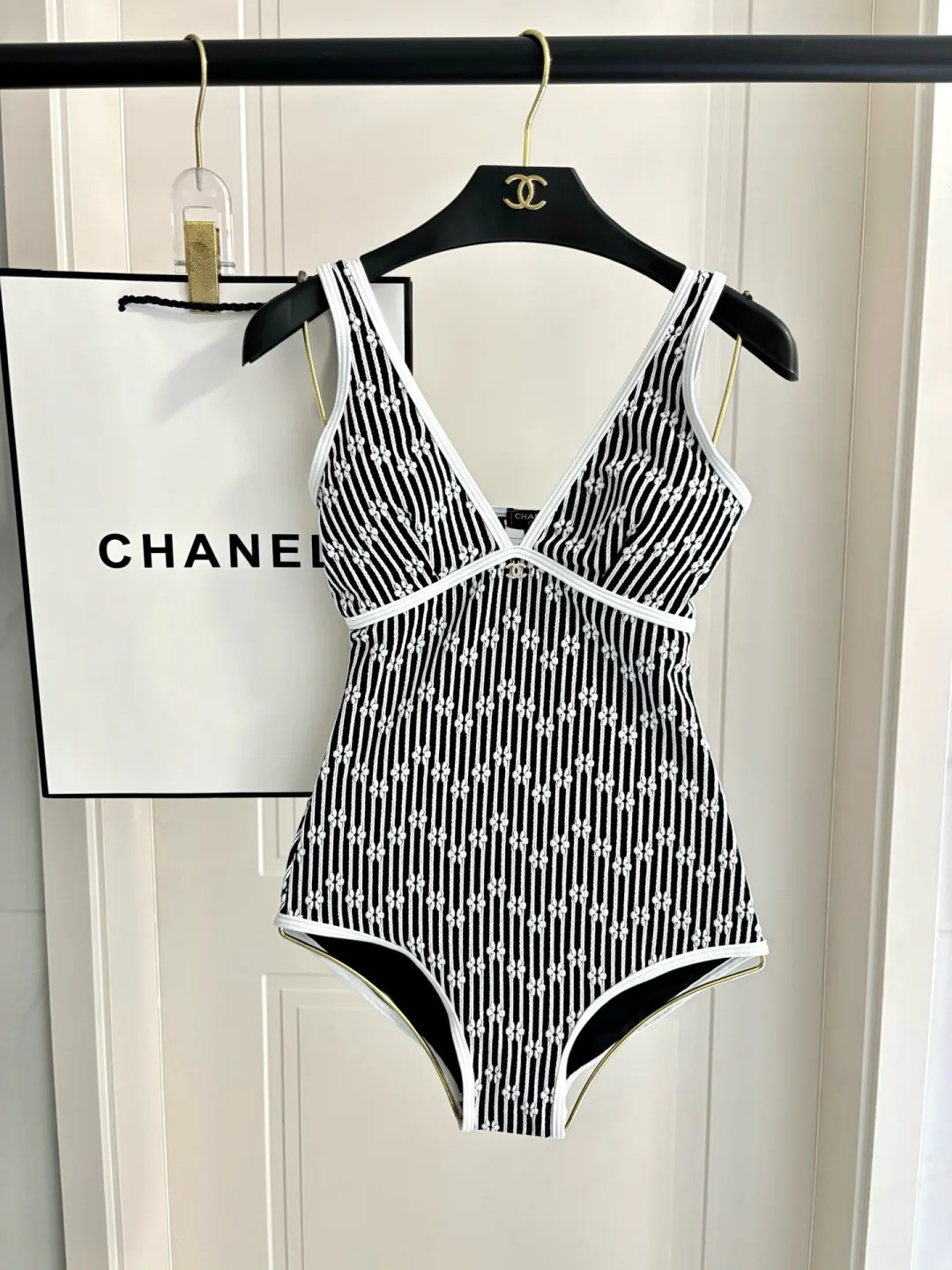 Купальники Женские Chanel 17631877