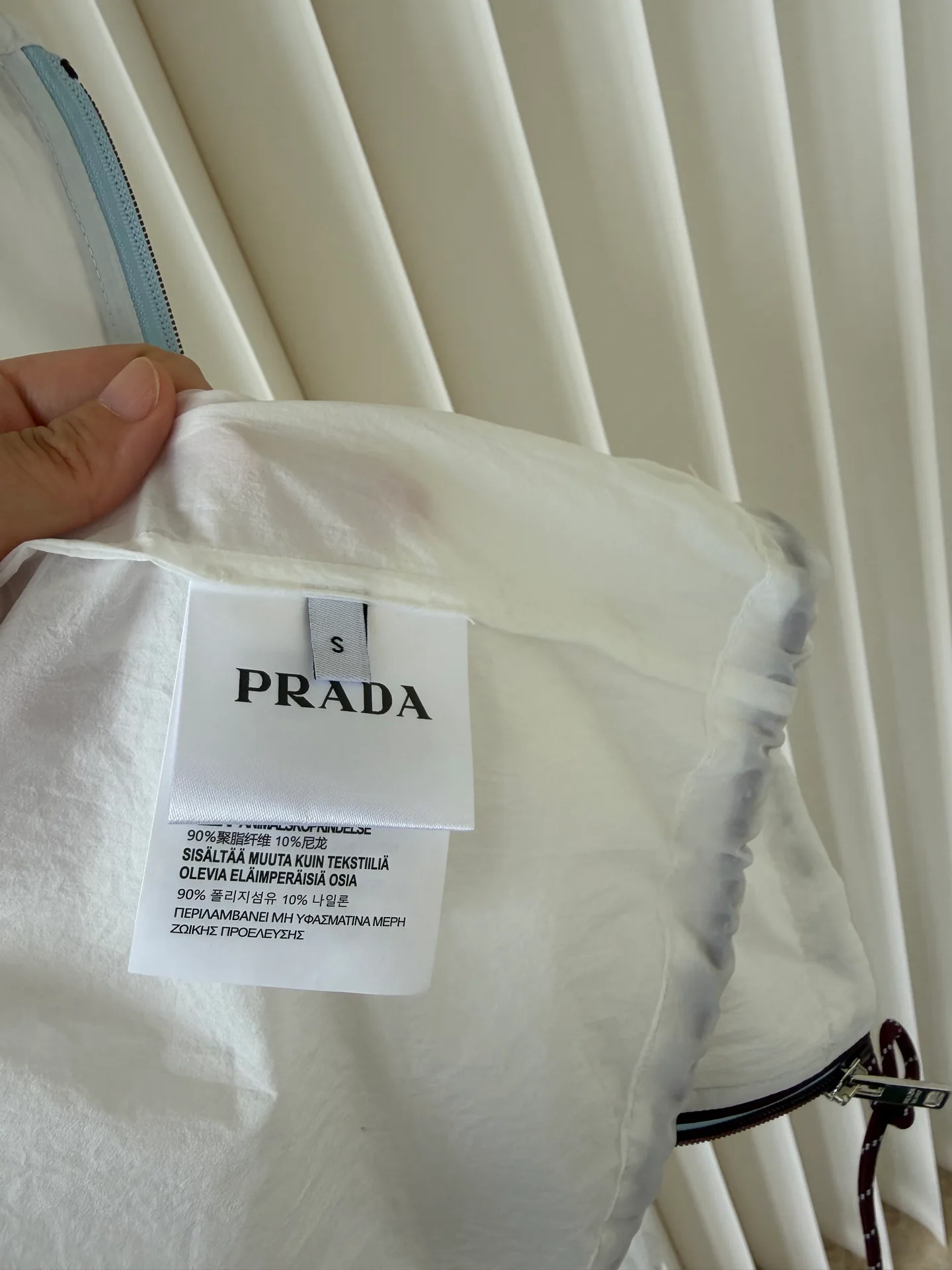 Куртки И Пуховики Женские Prada 17612844