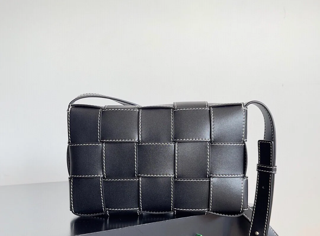 Классические Сумки Женские Bottega Veneta 1304174