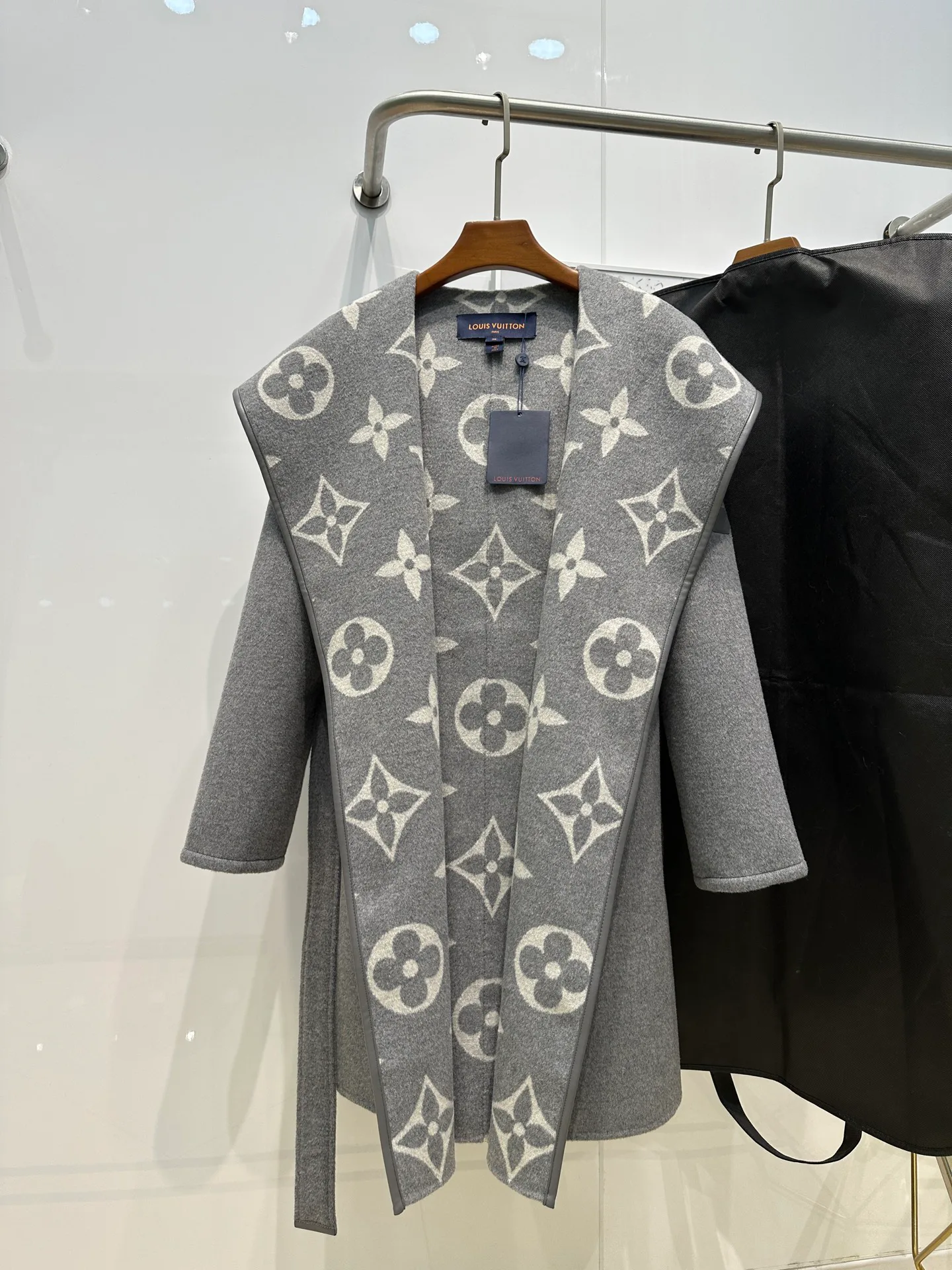 Пальто Женские Louis Vuitton 669813