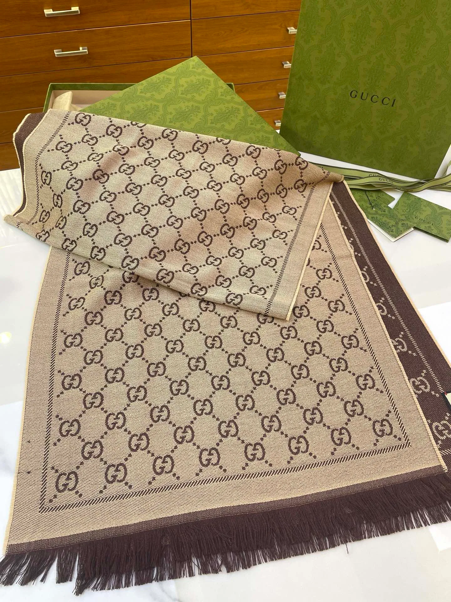 Шарфы Gucci 416869