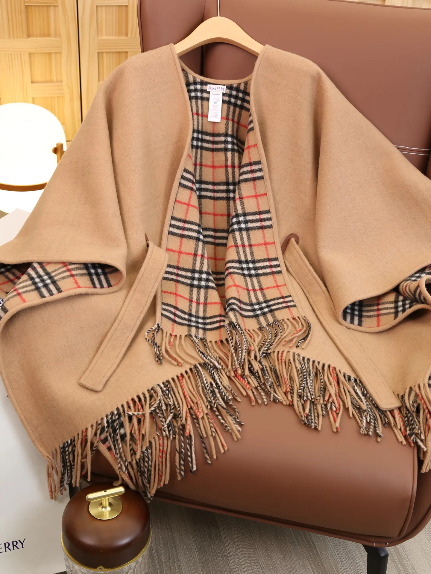 Пальто Женские Burberry 18128124