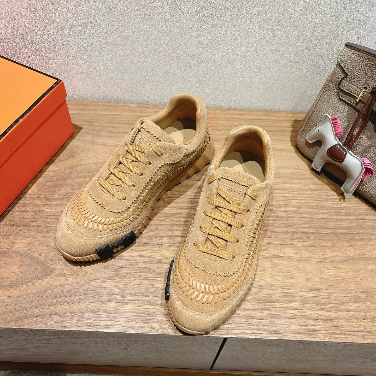 Кроссовки Женские Hermes 10031863