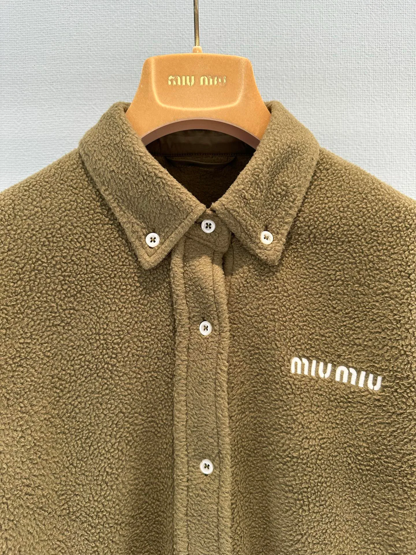Куртки И Пуховики Женские Miu Miu 18349343
