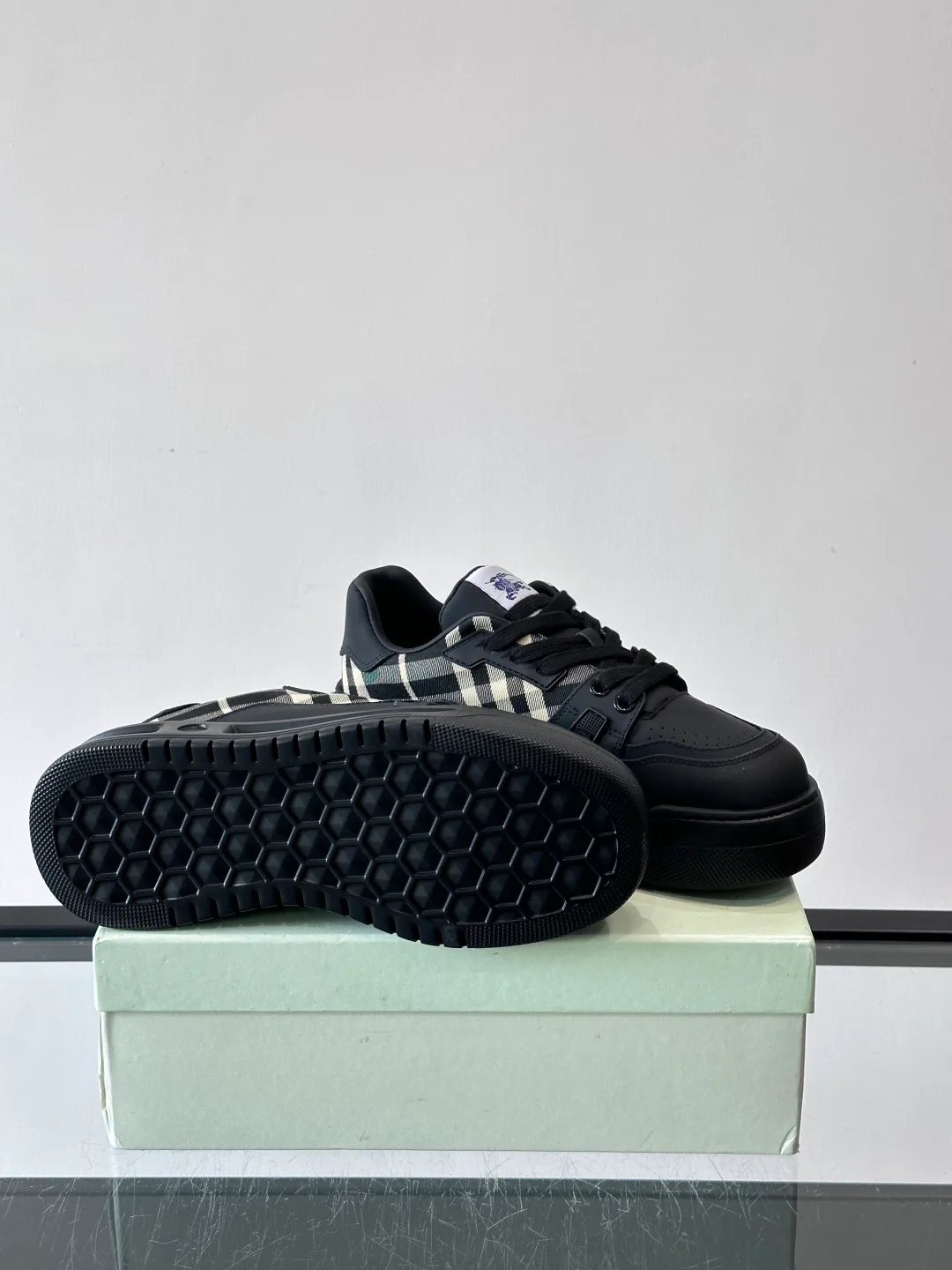 Кроссовки Мужские Burberry 10822704