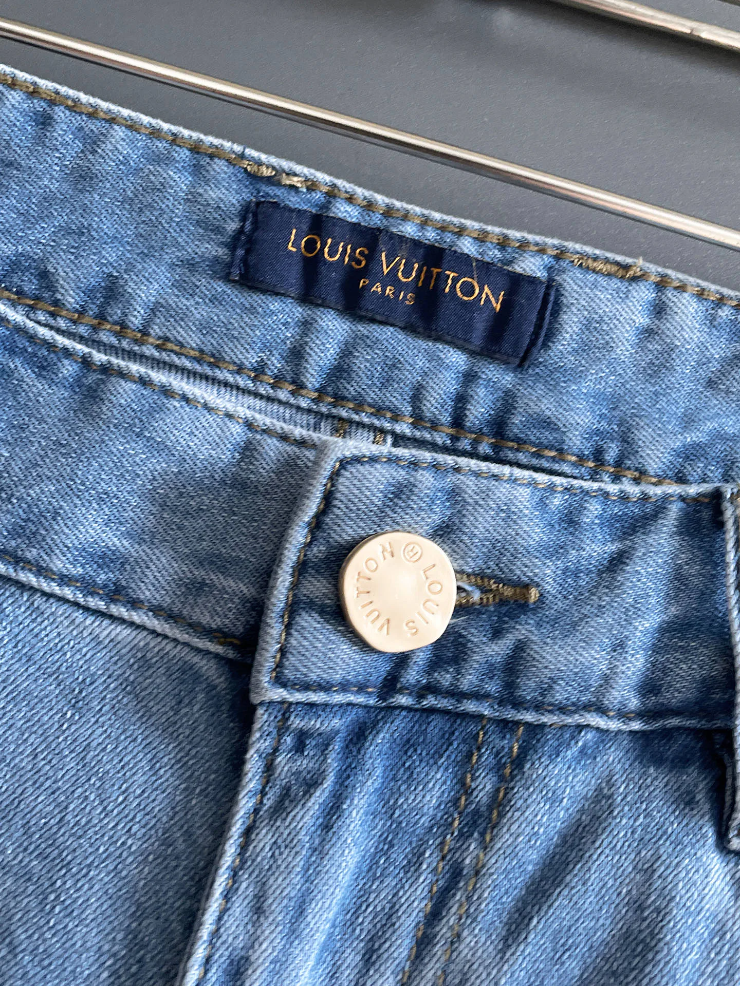 Джинсы Женские Louis Vuitton 13293395