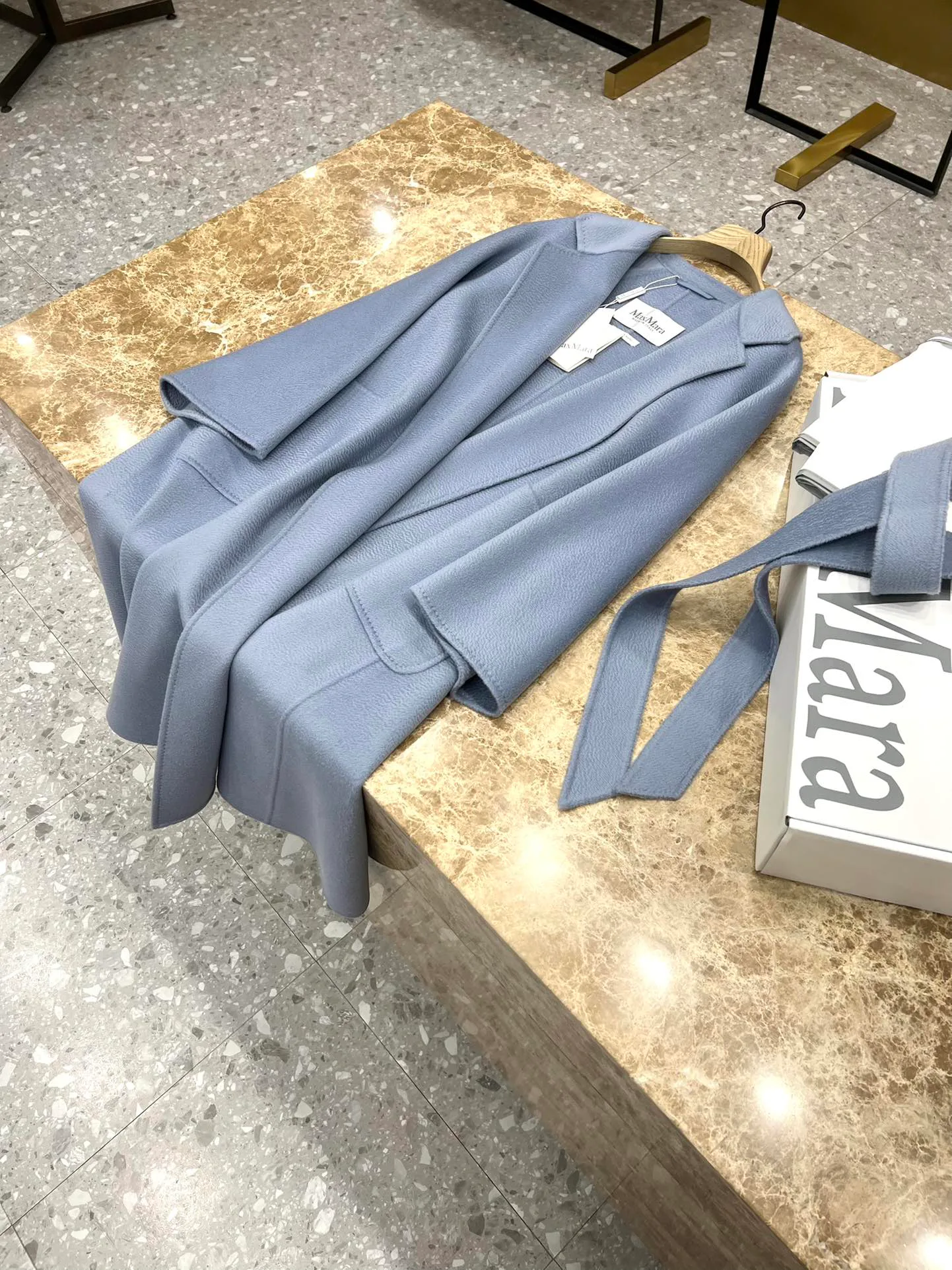 Пальто Женские Max Mara 18652257