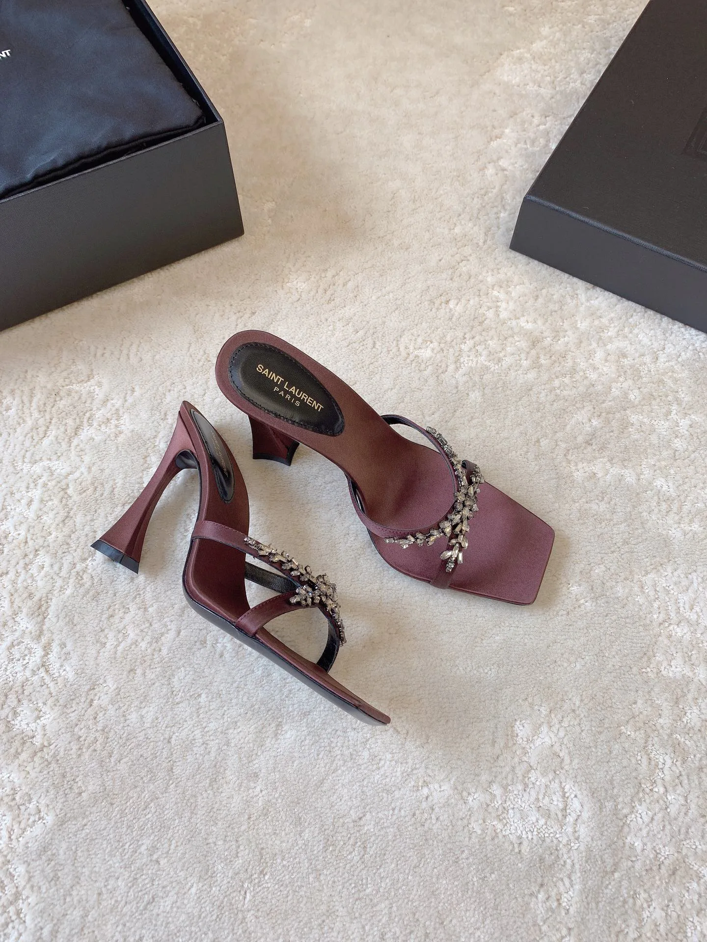 Босоножки Женские Saint Laurent 17431958