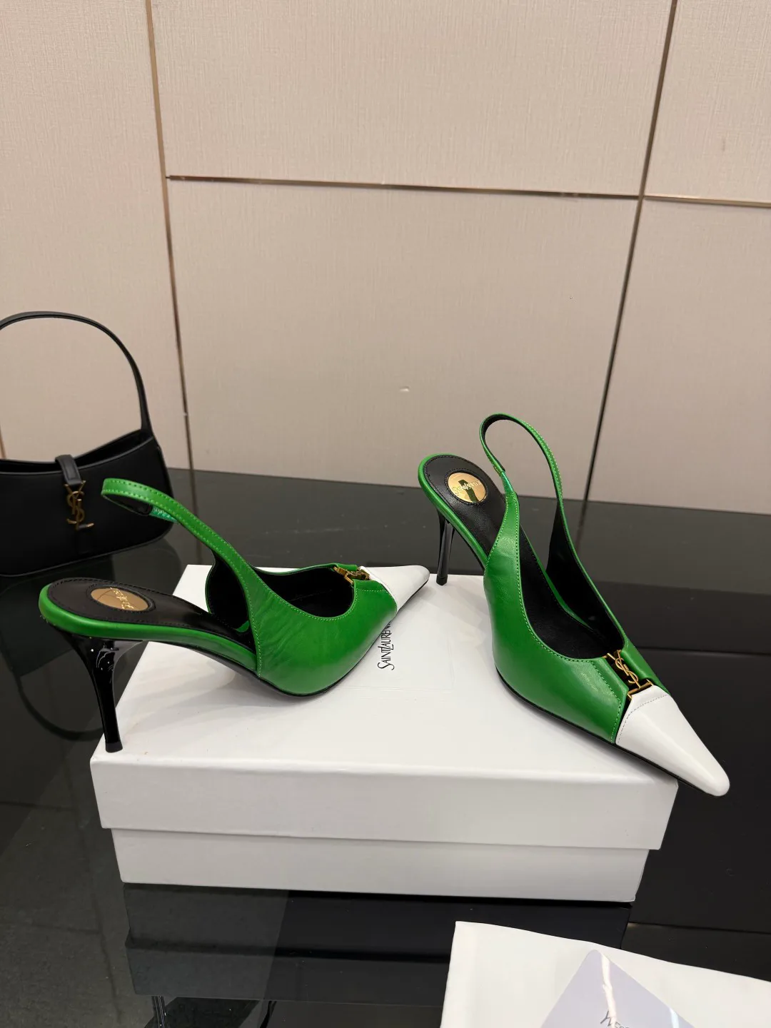 Босоножки Женские Saint Laurent 11409918