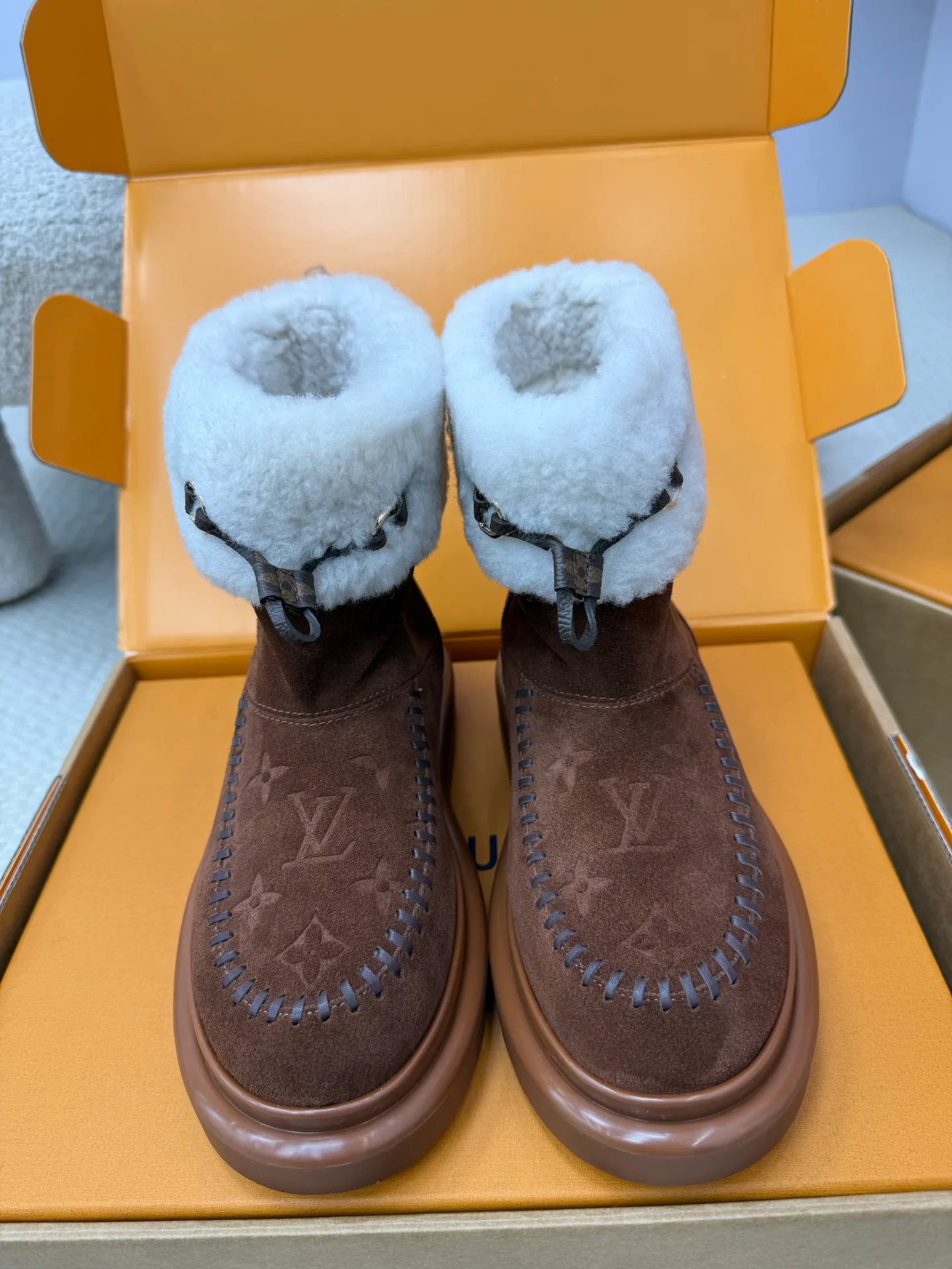 Угги Женские Louis Vuitton 808229