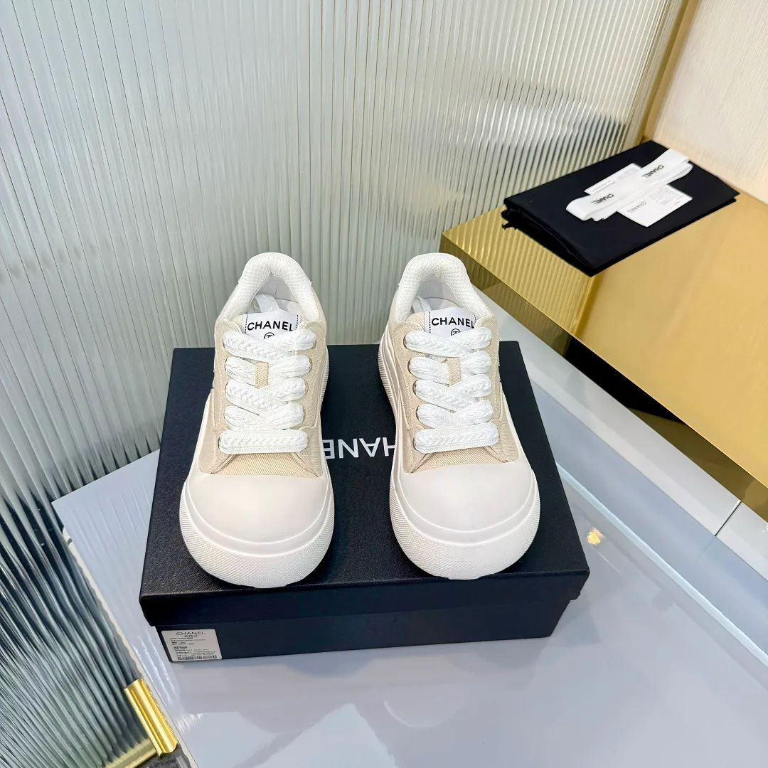 Кроссовки Женские Chanel 11396577