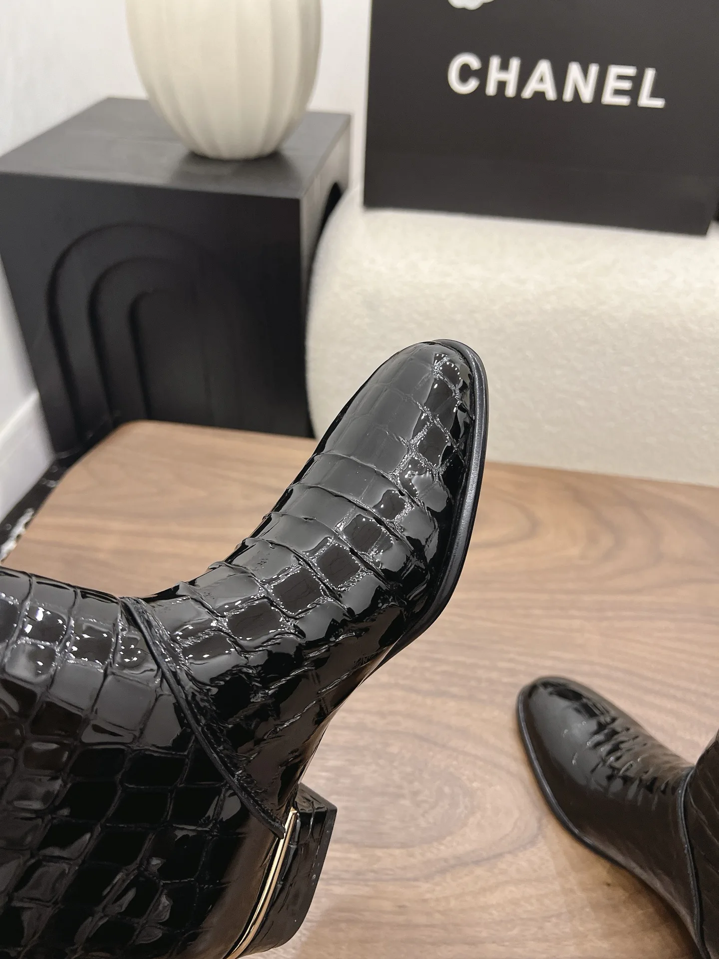 Сапоги Женские Chanel 17302928