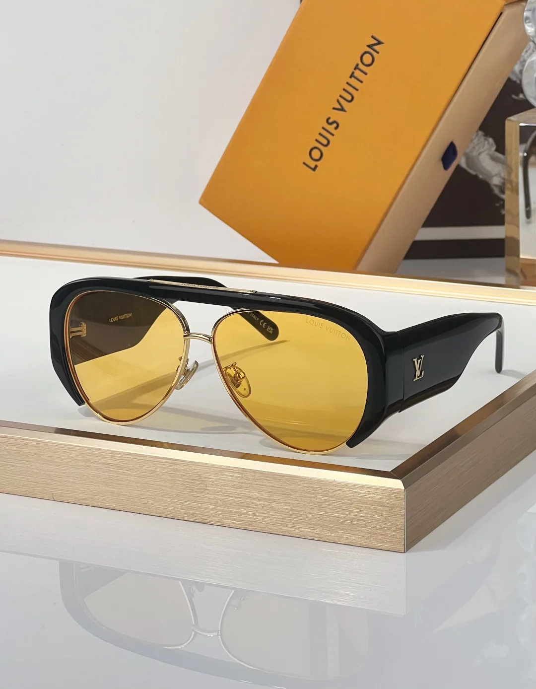 Очки Louis Vuitton 16919890