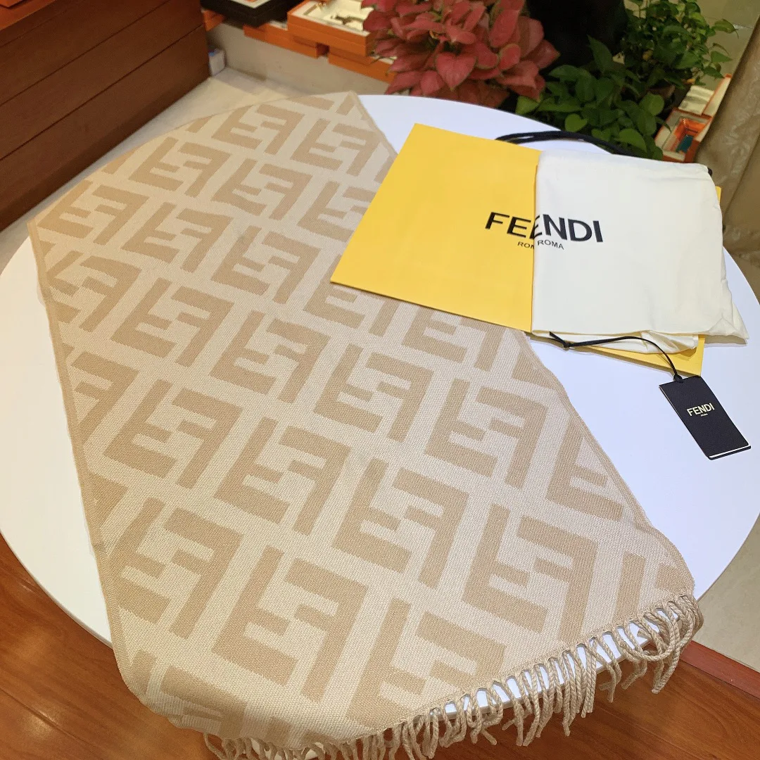 Шарфы Fendi 1607923
