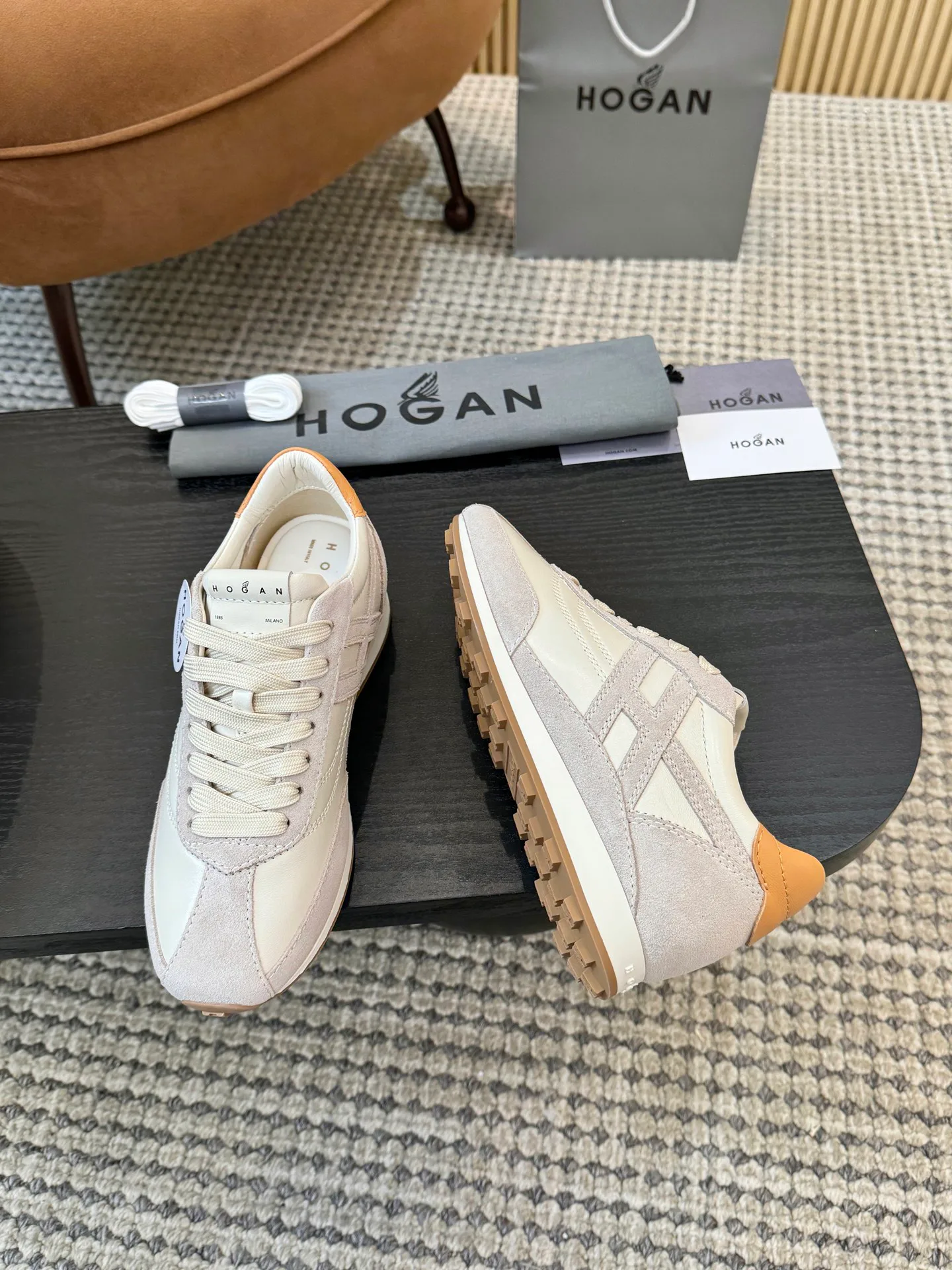 Кроссовки Женские Hogan 13332727