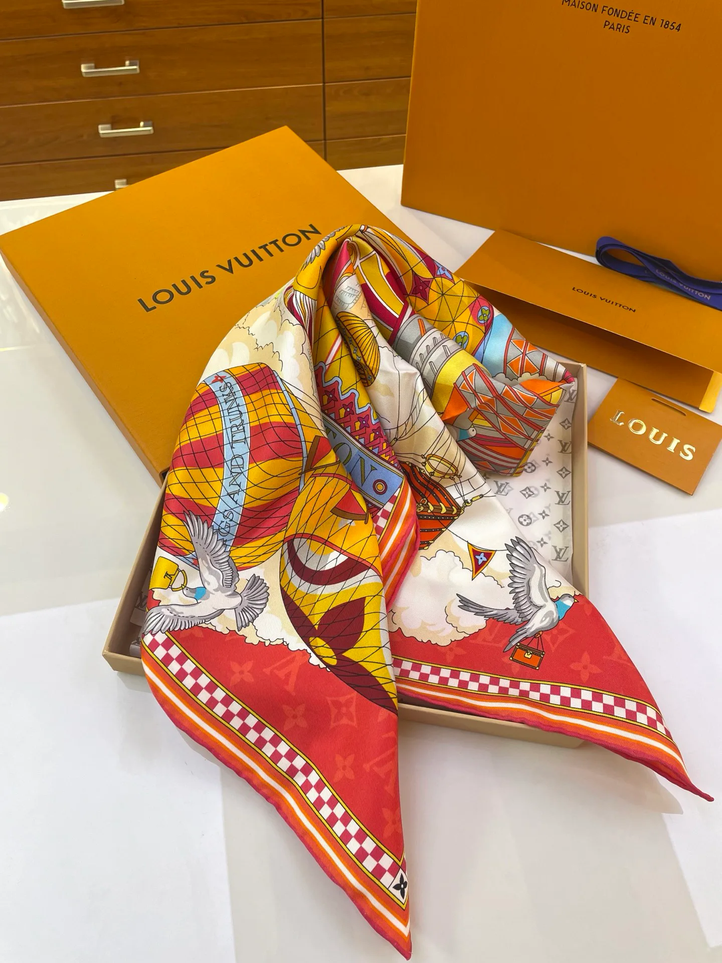 Платки Louis Vuitton 1981415