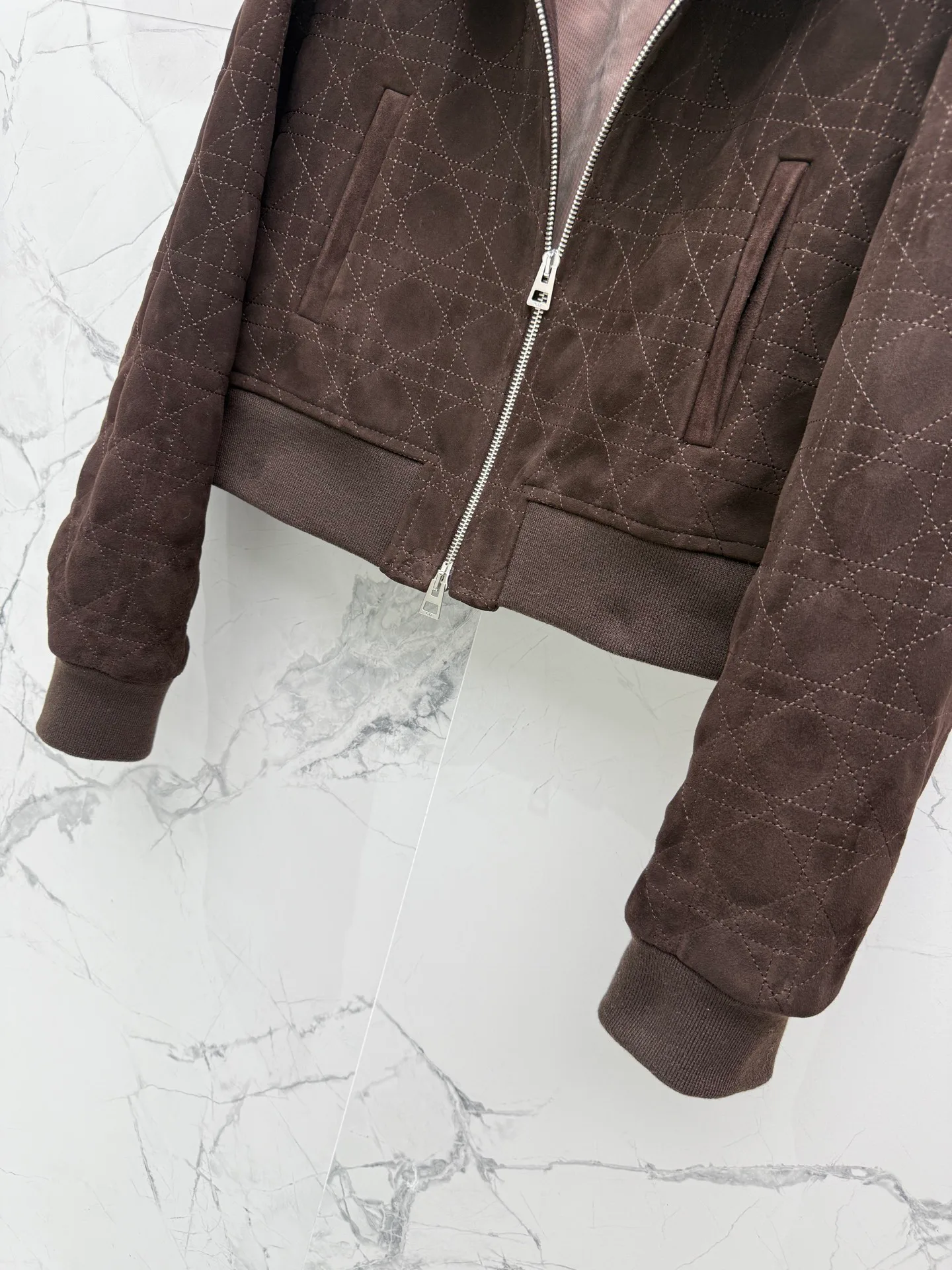 Кожаные Куртки И Дублёнки Женские Christian Dior 9976544