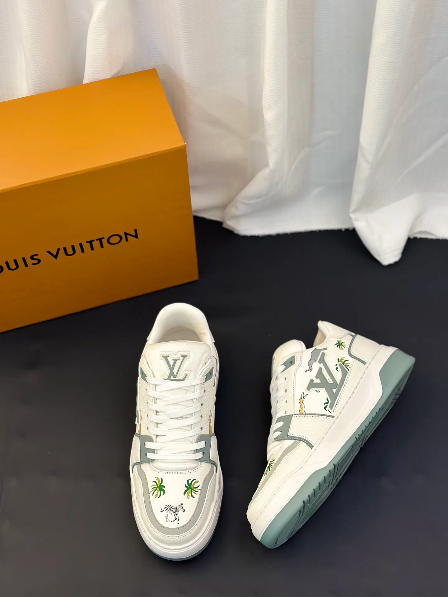 Кроссовки Мужские Louis Vuitton 1801565