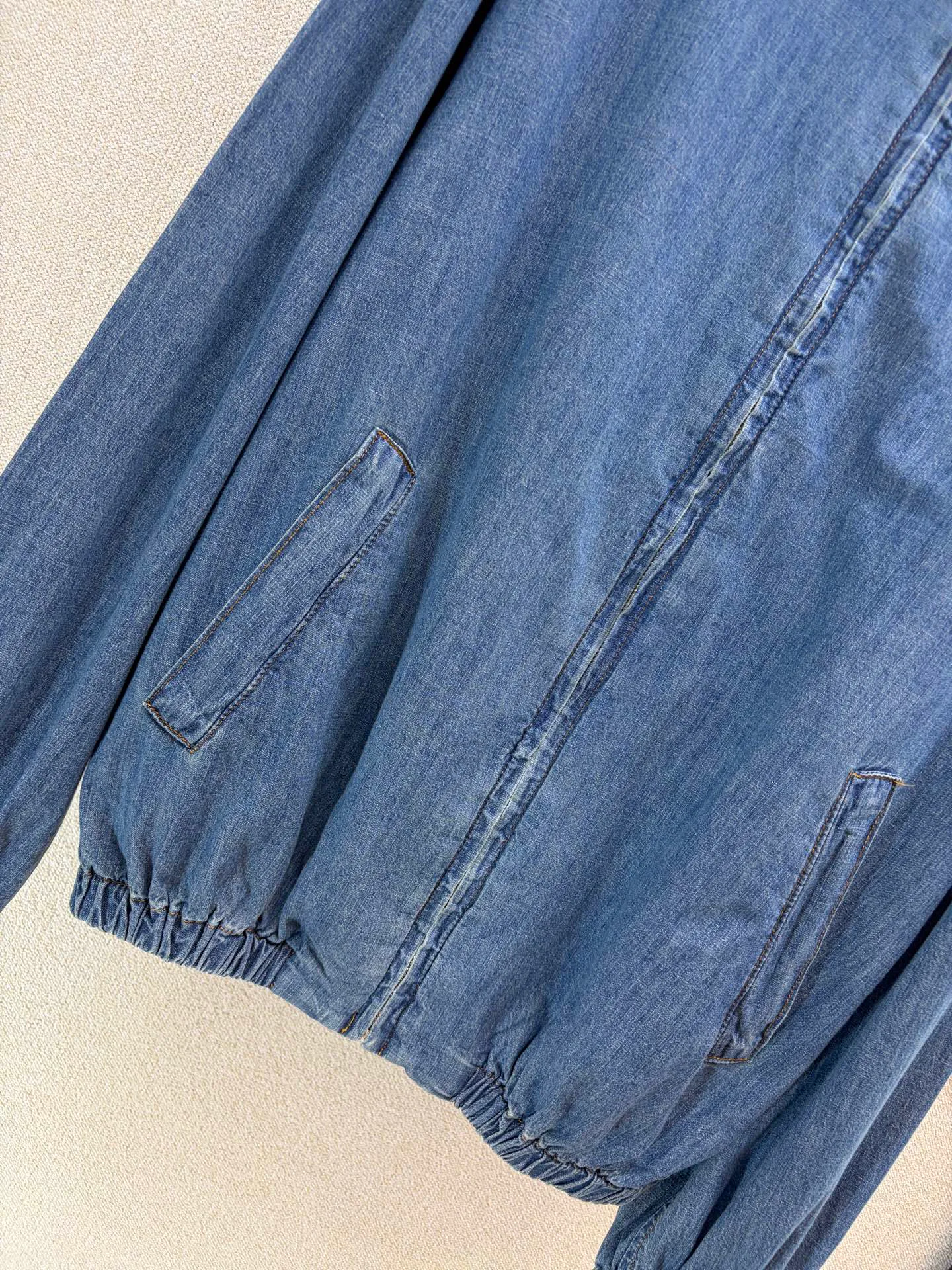 Куртки И Пуховики Женские Miu Miu 18127618
