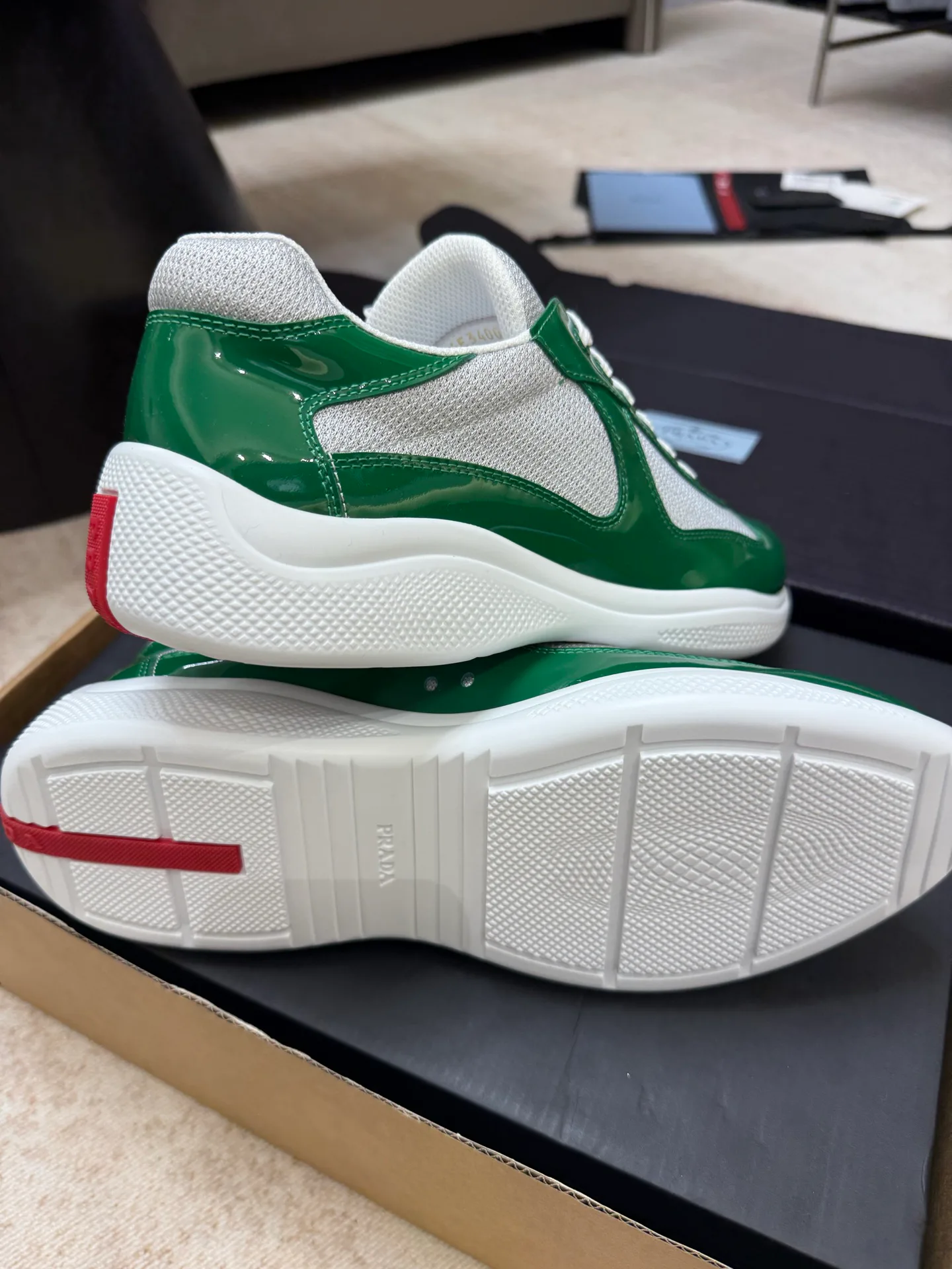 Кроссовки Женские Prada 11411013