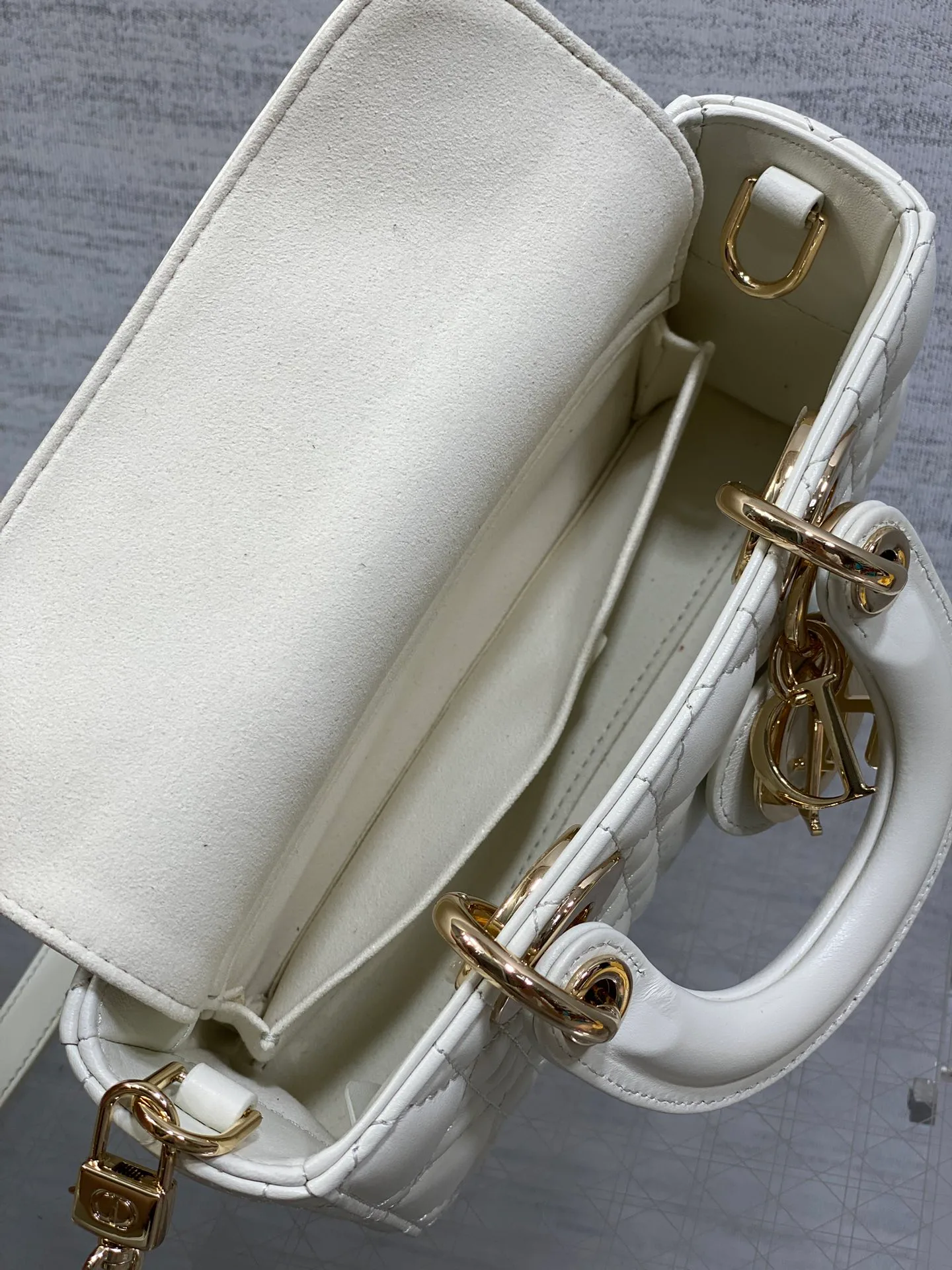 Сумки На Ремне Женские Christian Dior 167651