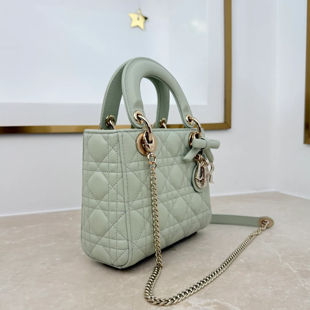 Классические Сумки Женские Christian Dior 18116216