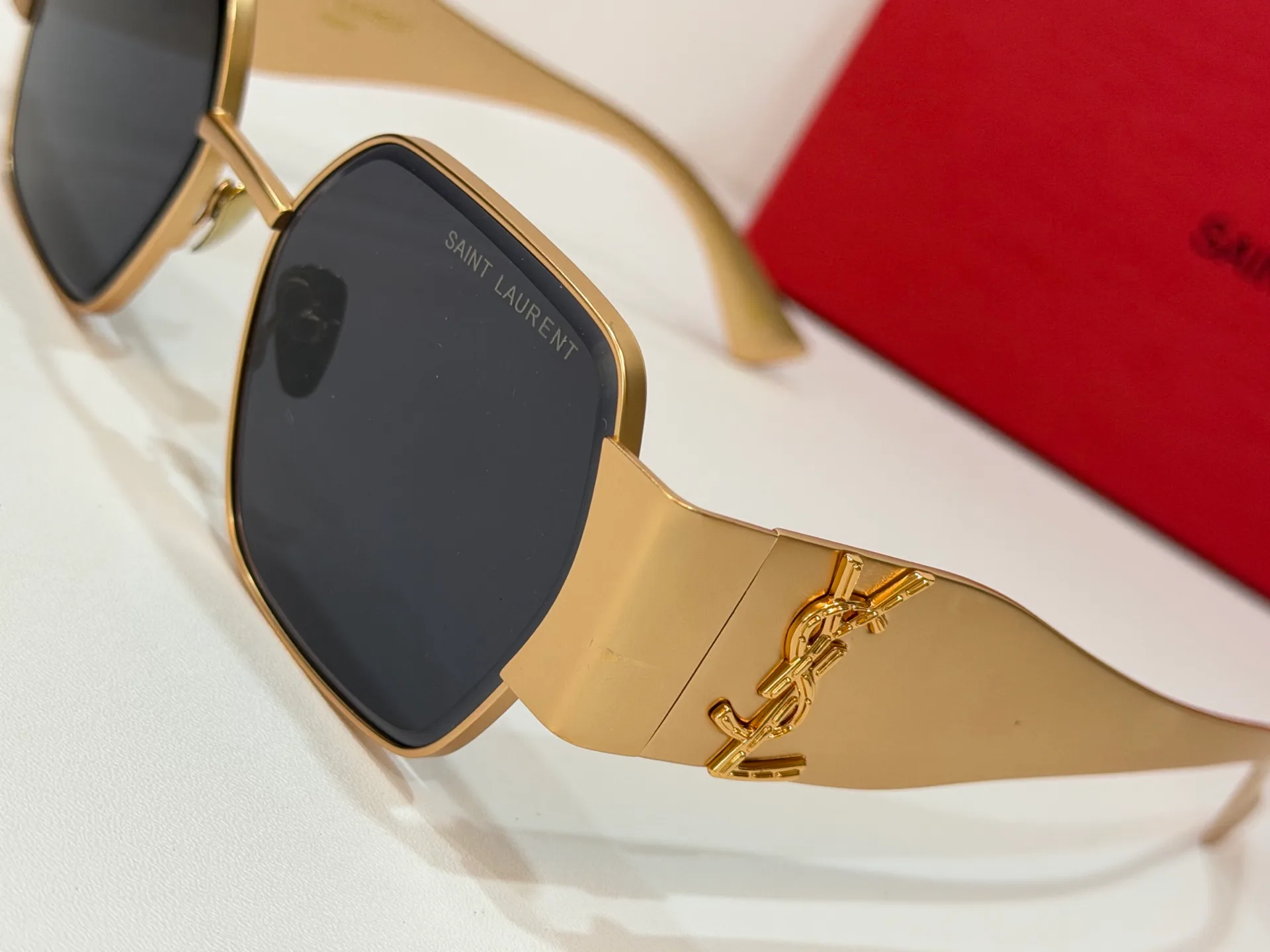 Очки Saint Laurent 13441540