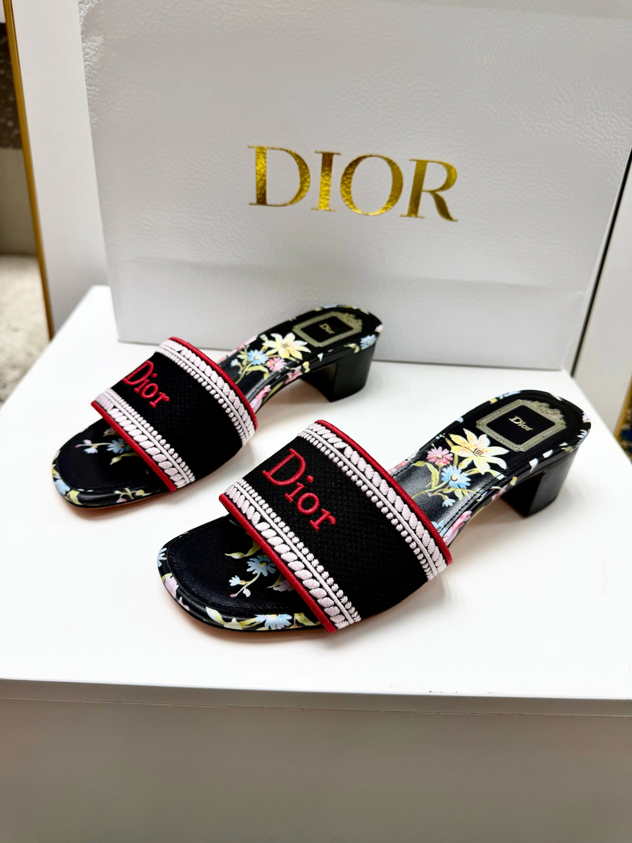Сандалии Женские Christian Dior 12877273