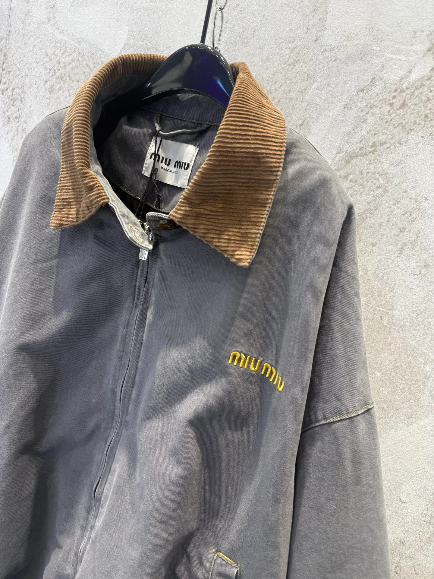 Куртки И Пуховики Женские Miu Miu 1741300