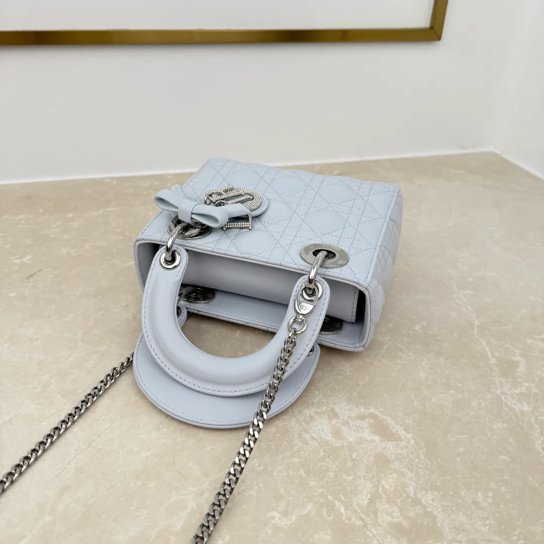 Классические Сумки Женские Christian Dior 18116221