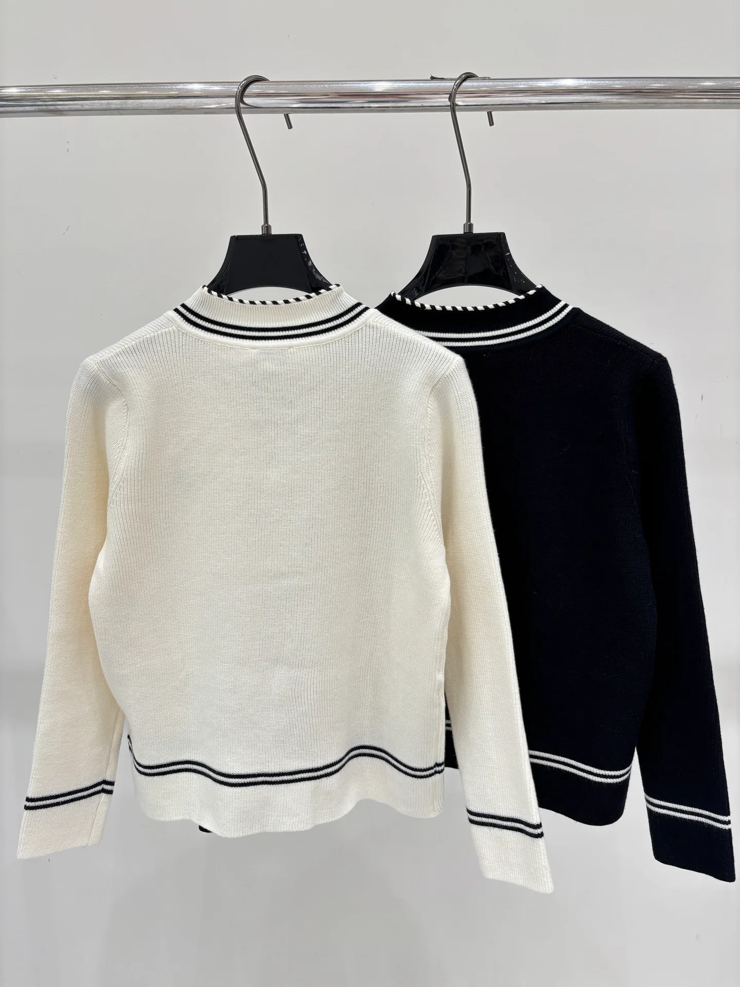 Джемперы И Свитеры Женские Chanel 18137815