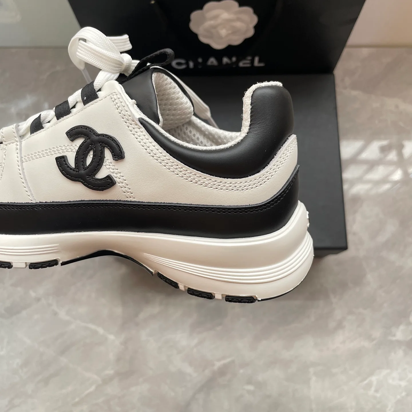 Кроссовки Женские Chanel 18850867
