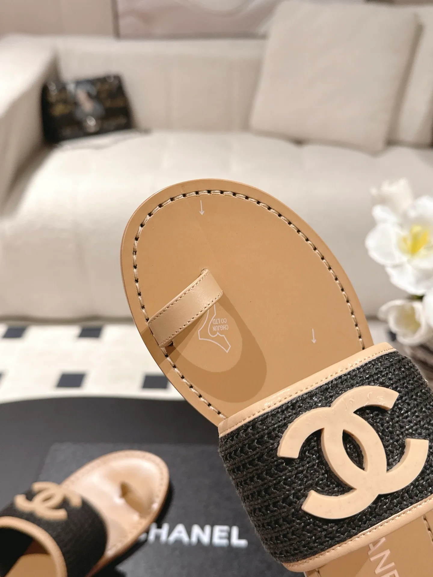 Шлепанцы Женские Chanel 13108892